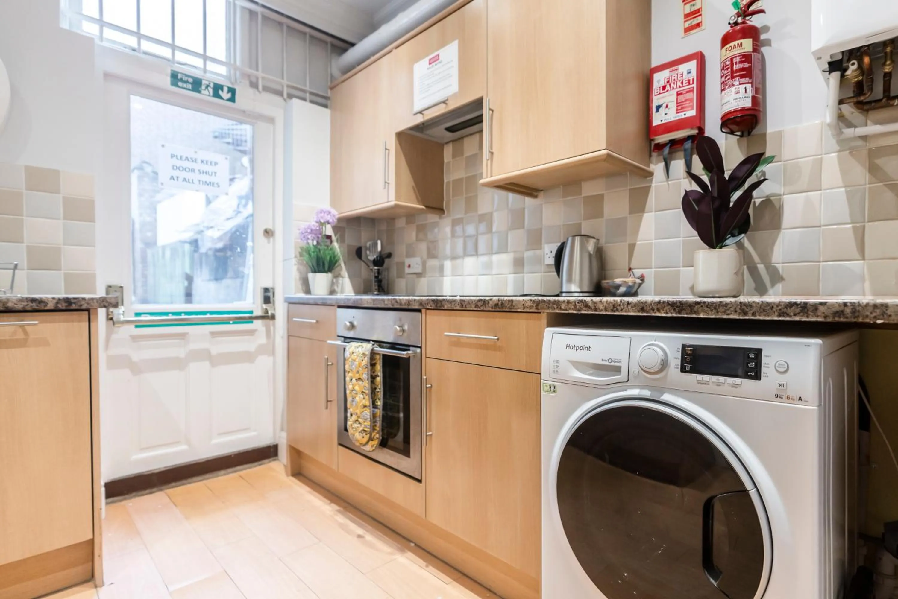 1 Riverside Apartments