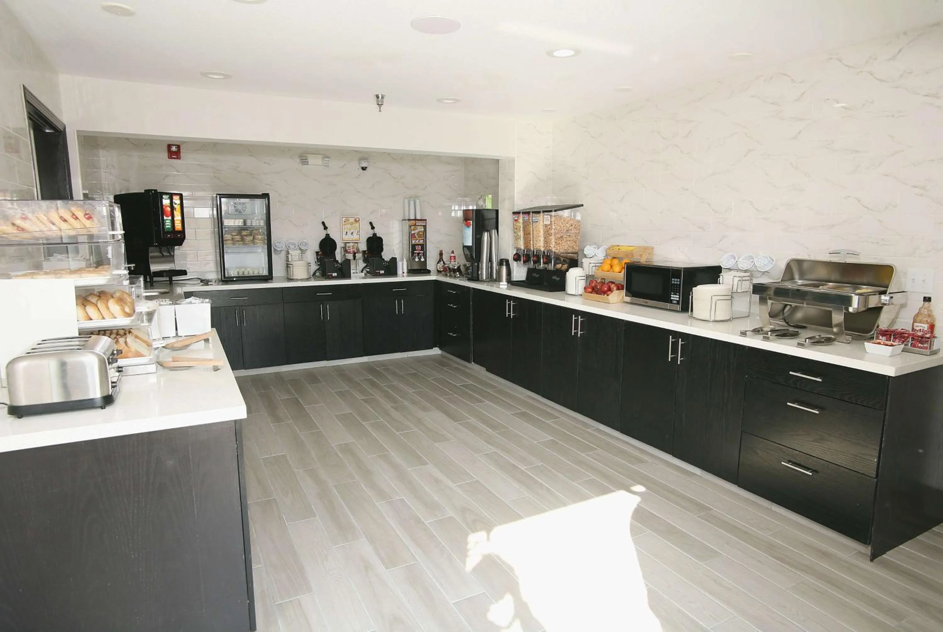 Restaurant/places to eat in La Quinta by Wyndham Des Moines West Clive