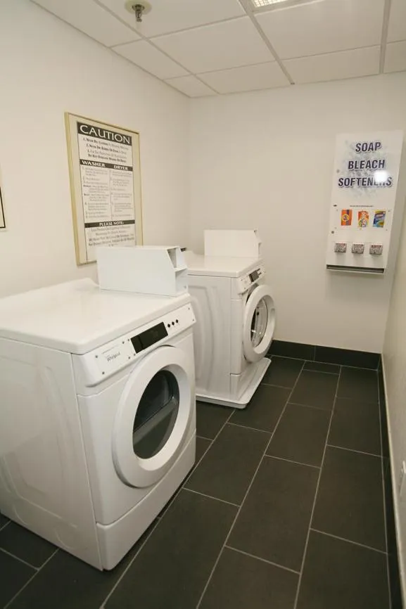 La Quinta by Wyndham Des Moines West Clive