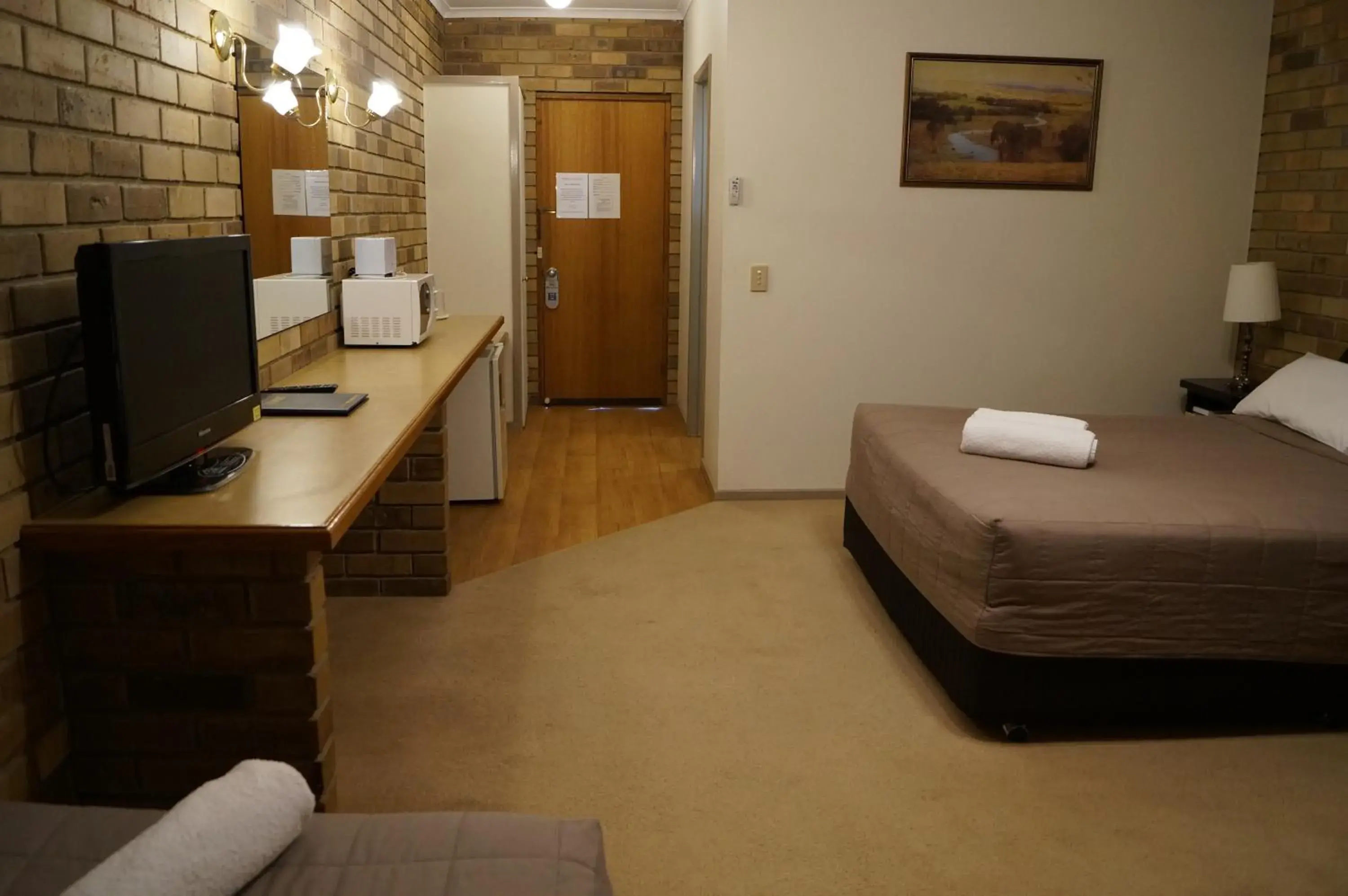 Twin Suite with Lake View in Magdala Motor Lodge & Lakeside Restaurant Twin Suite with Lake View in Magdala Motor Lodge & Lakeside Restaurant