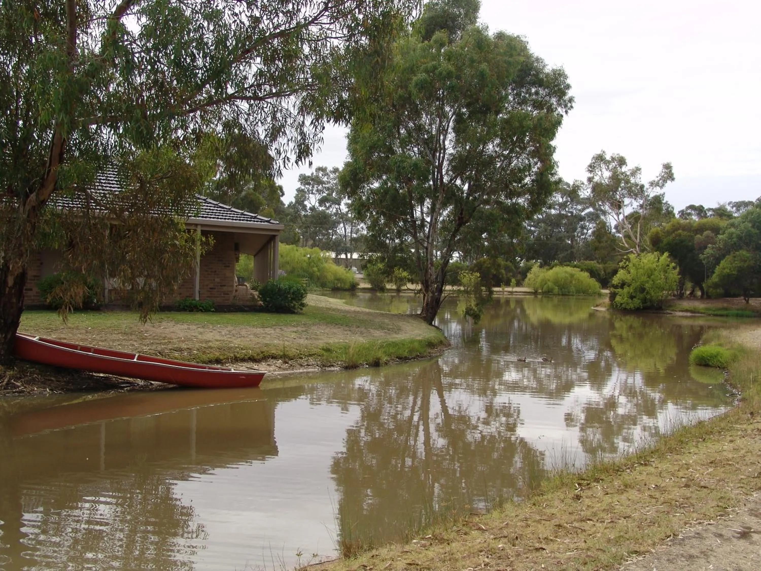 Day in Magdala Motor Lodge & Lakeside Restaurant