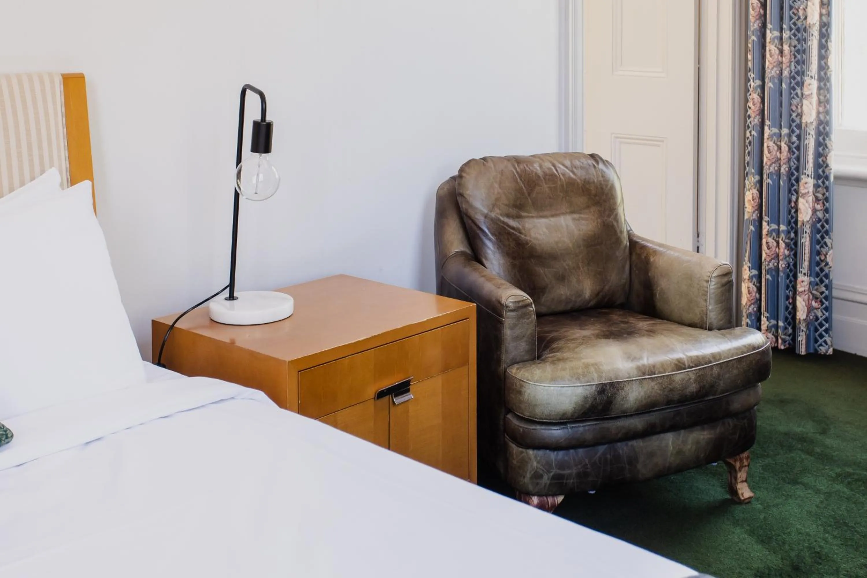 Bed in Yarra Valley Grand