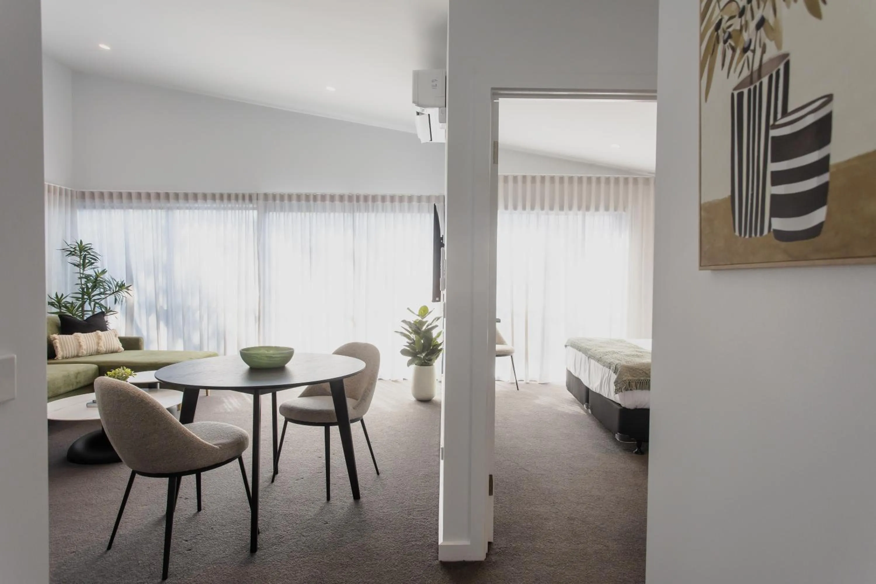 Living room, Bed in Yarra Valley Grand