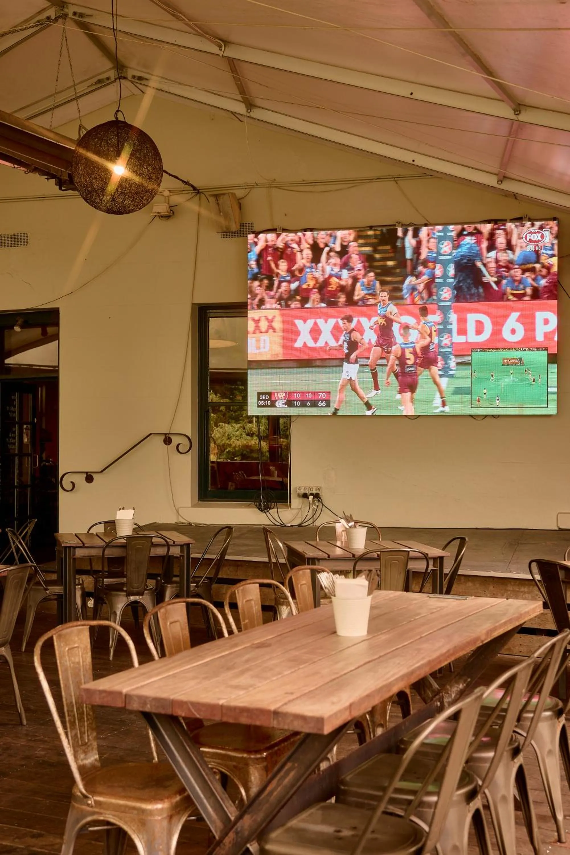 Restaurant/places to eat in Yarra Valley Grand