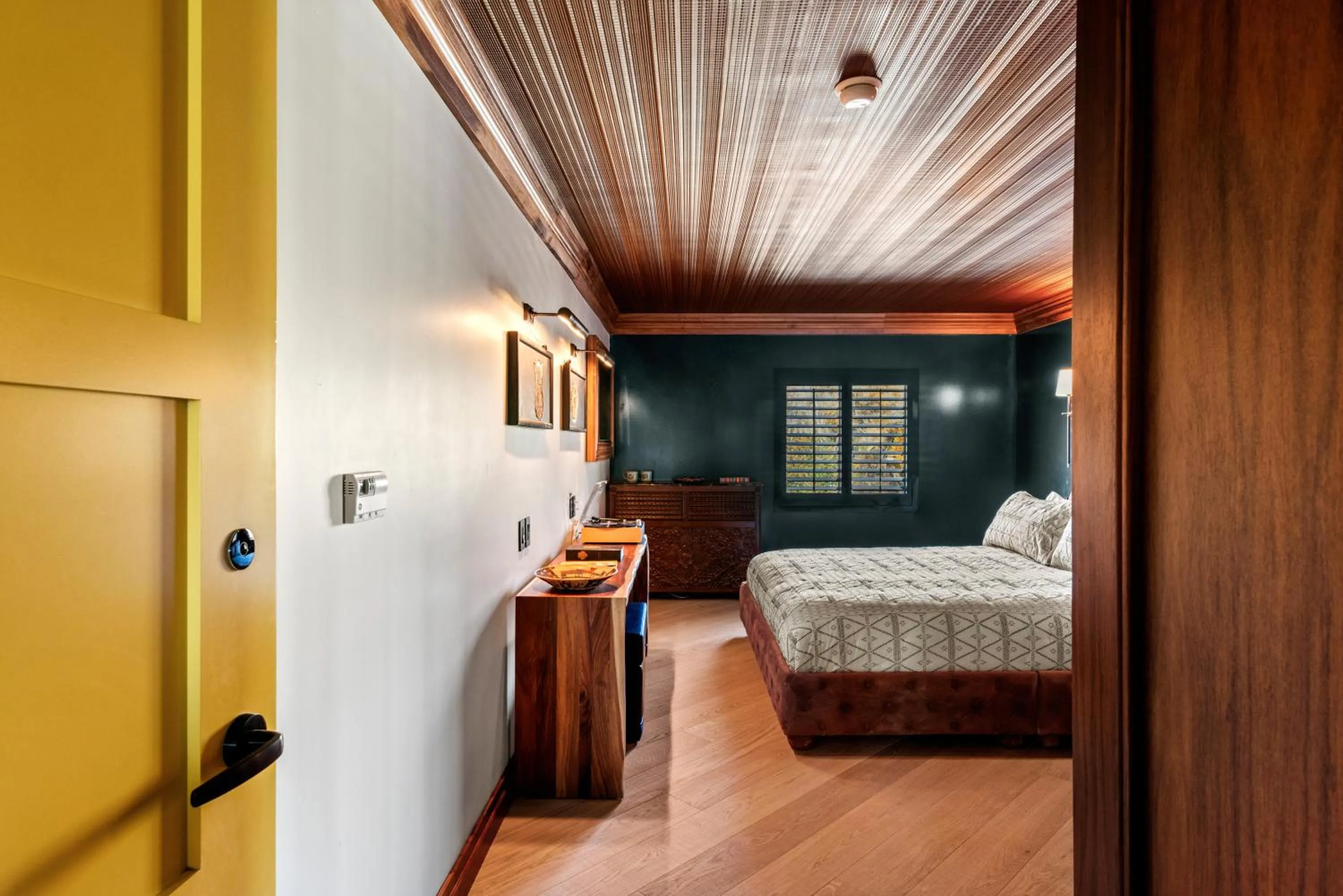 Bedroom, Bed in Wolfe's Hotel Moab