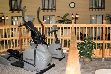 Fitness centre/facilities in Thompson's Best Value Inn & Suites