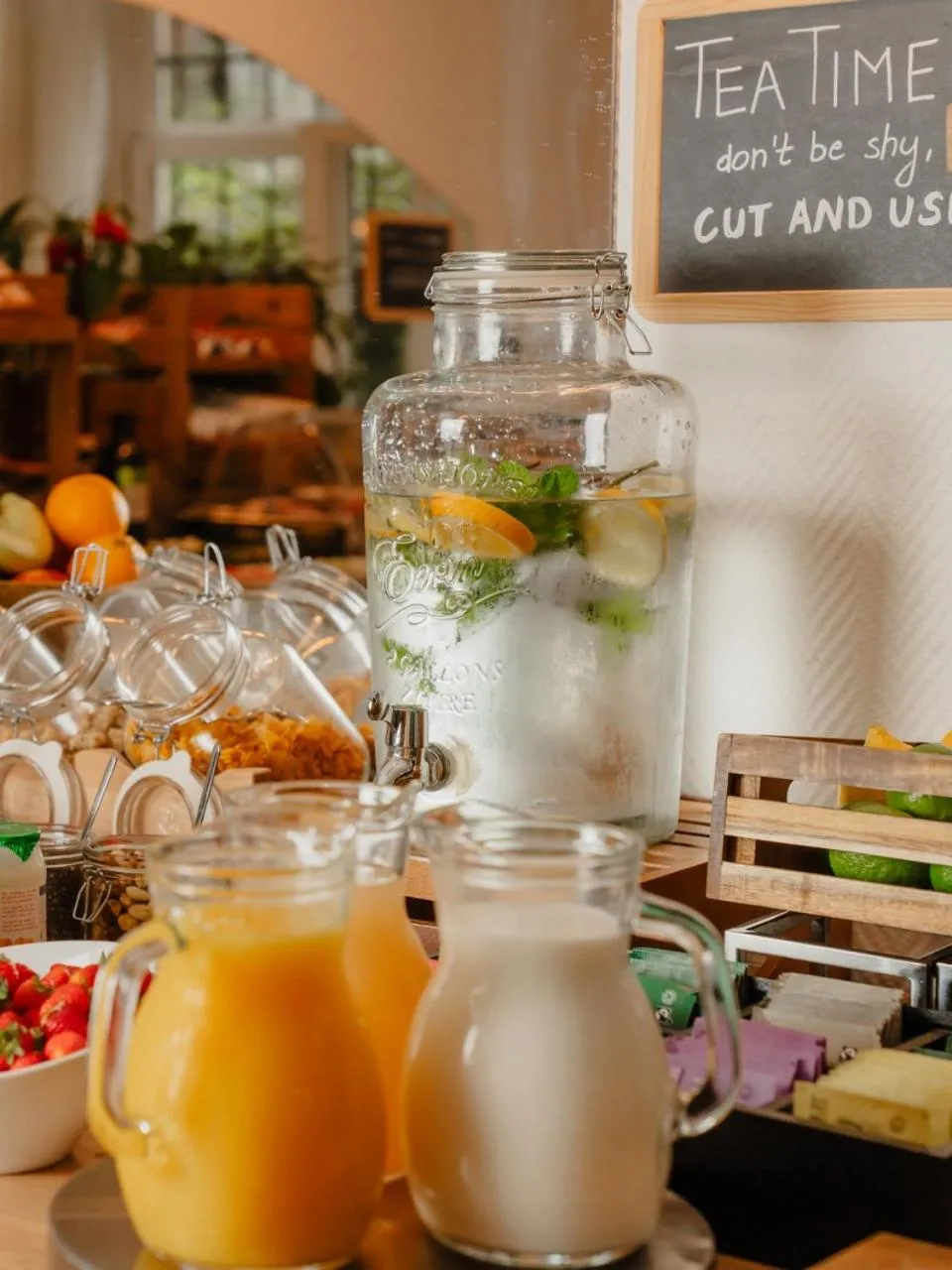 Buffet breakfast in Hotel Fita