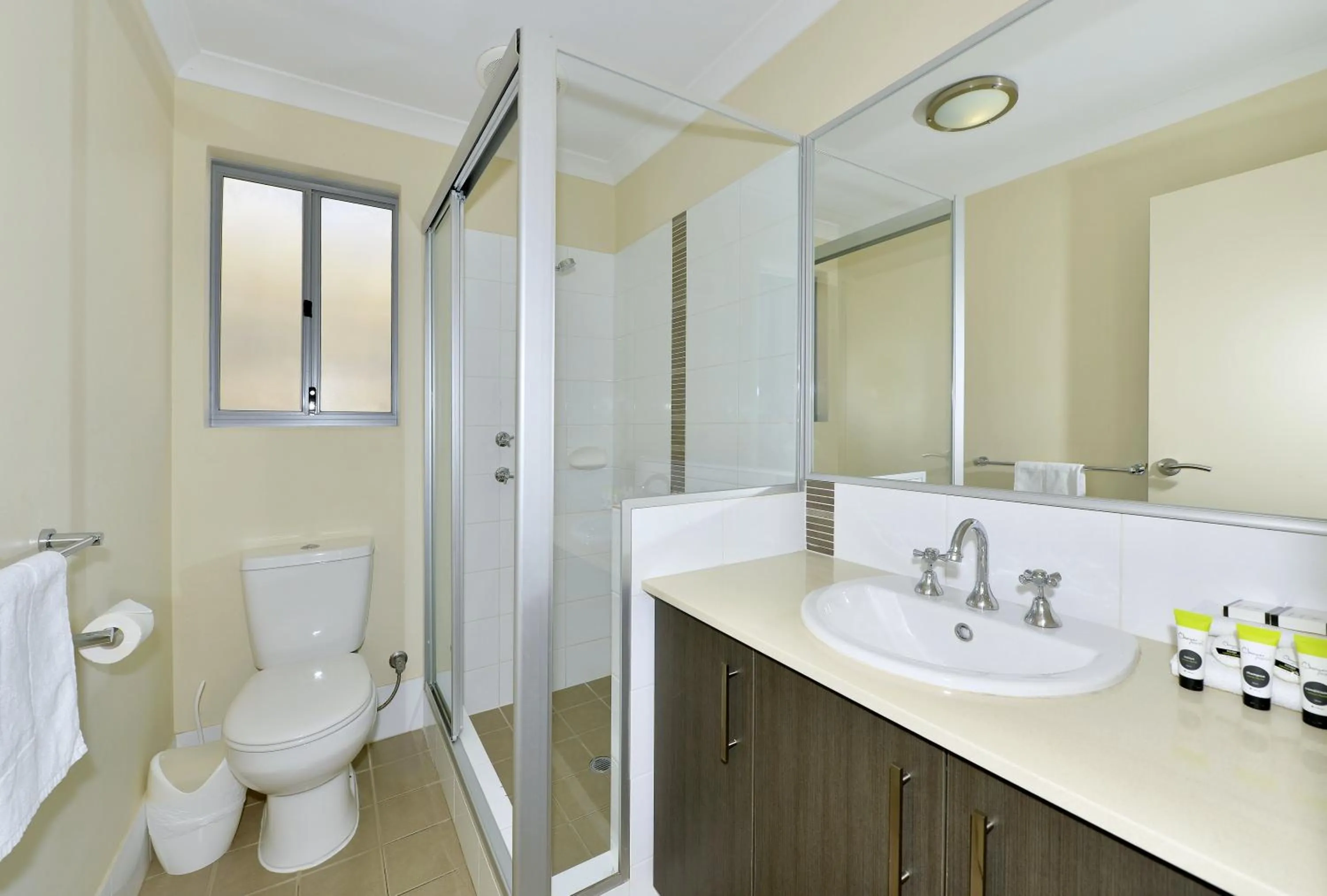 Bathroom in Serenity on the Terrace