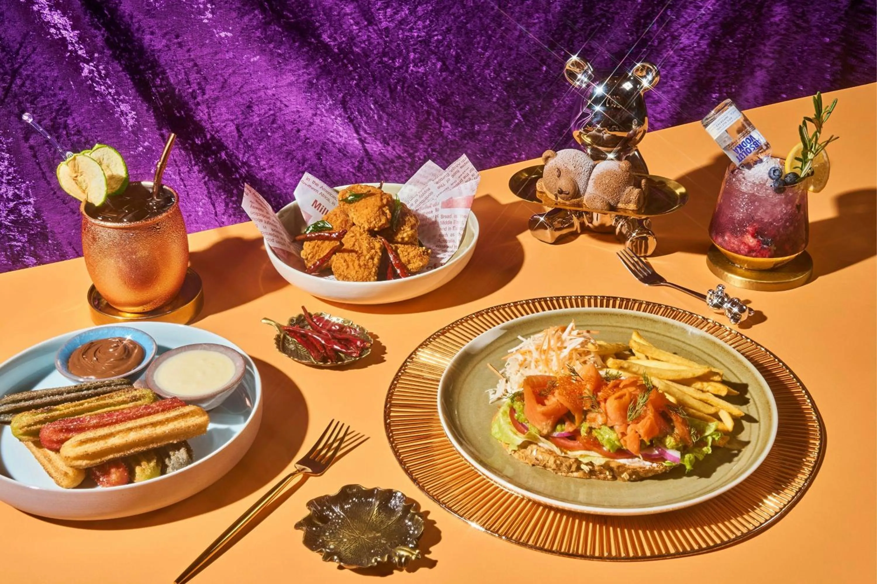 Lounge or bar in Aloft Singapore Novena