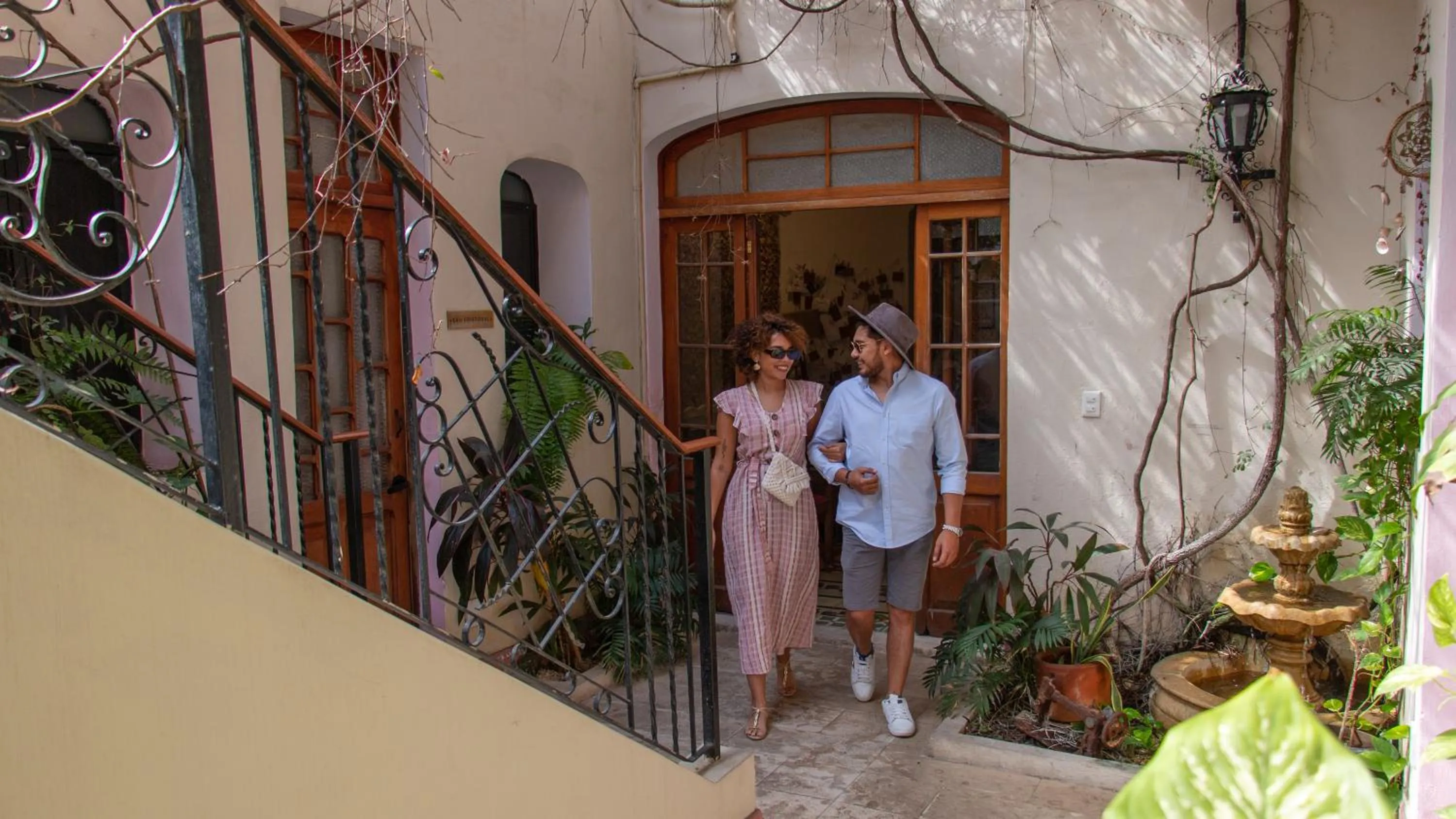 Property building in Kuka y Naranjo