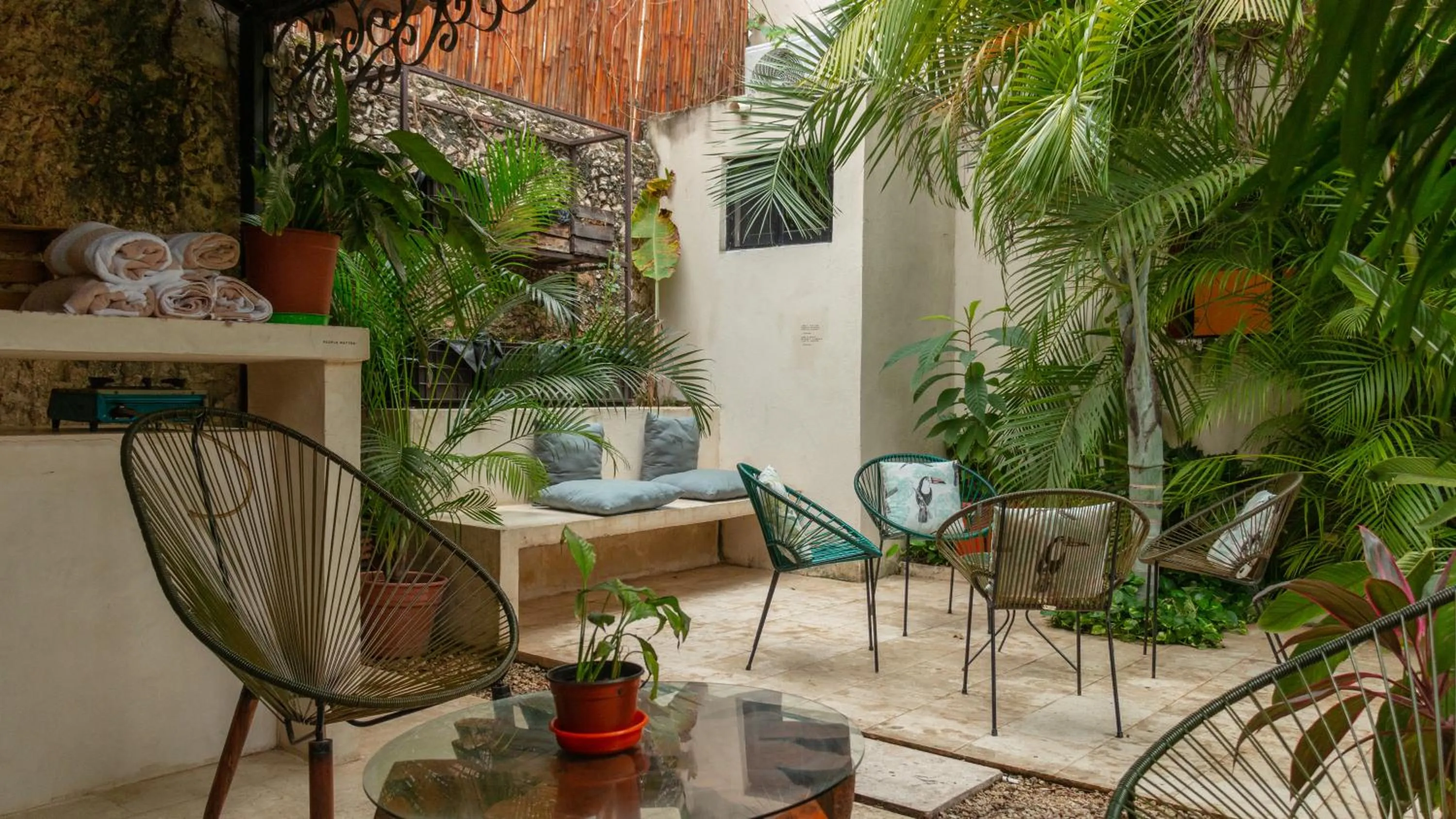 Patio in Kuka y Naranjo