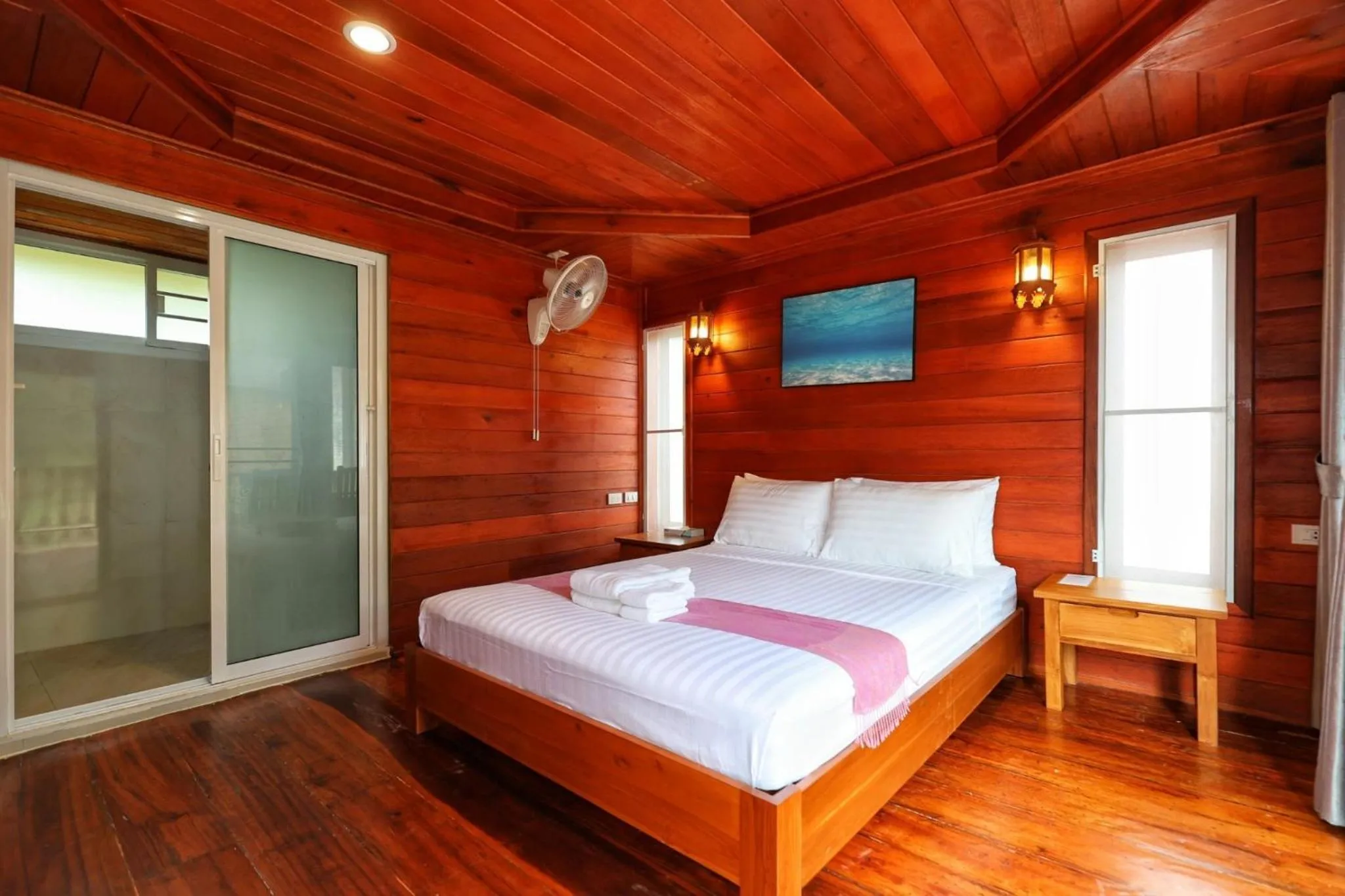 Property building, Bed in Horizon Beach Resort Koh Jum