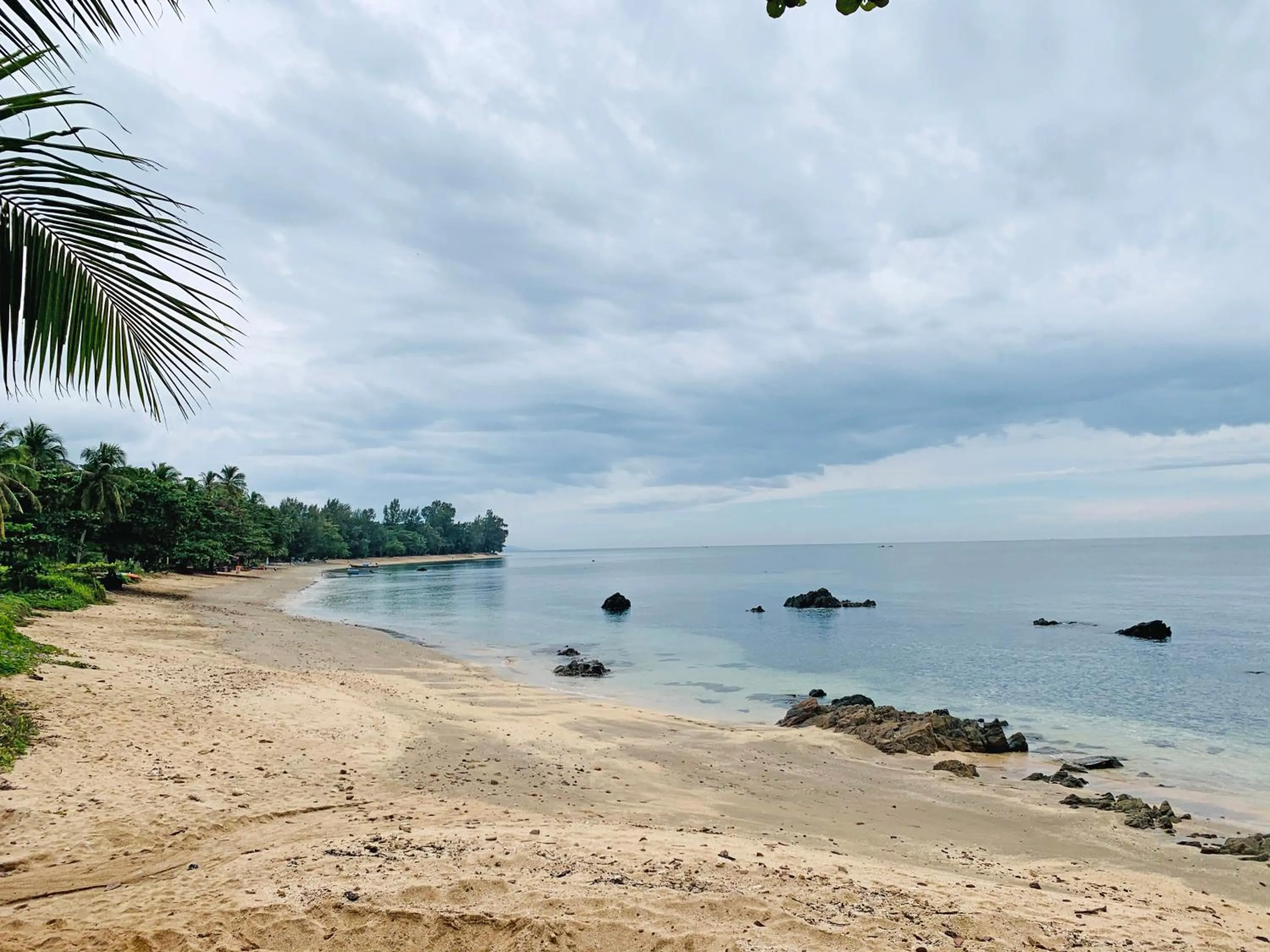 Beach in Horizon Beach Resort Koh Jum