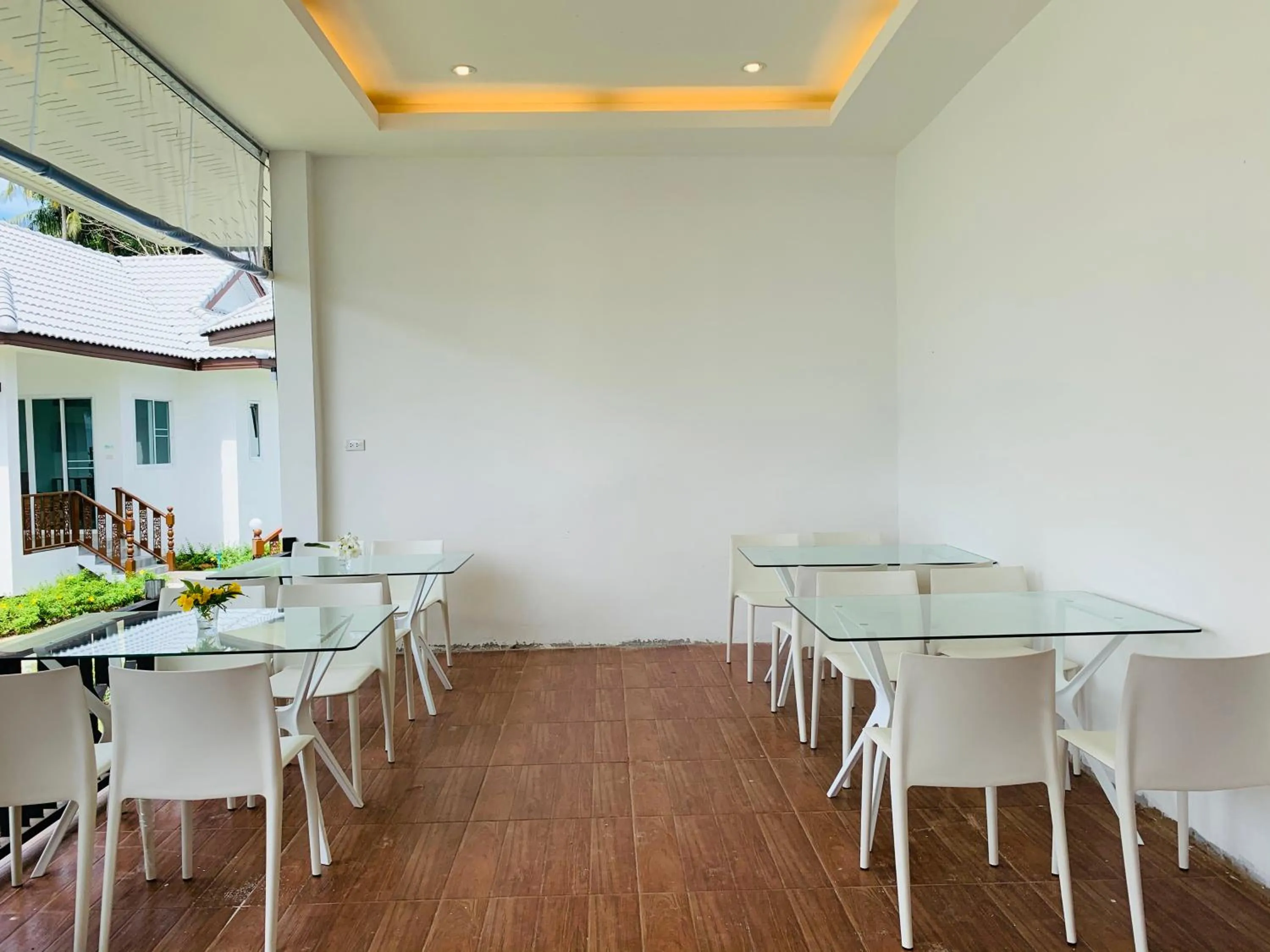 Restaurant/places to eat in Horizon Beach Resort Koh Jum