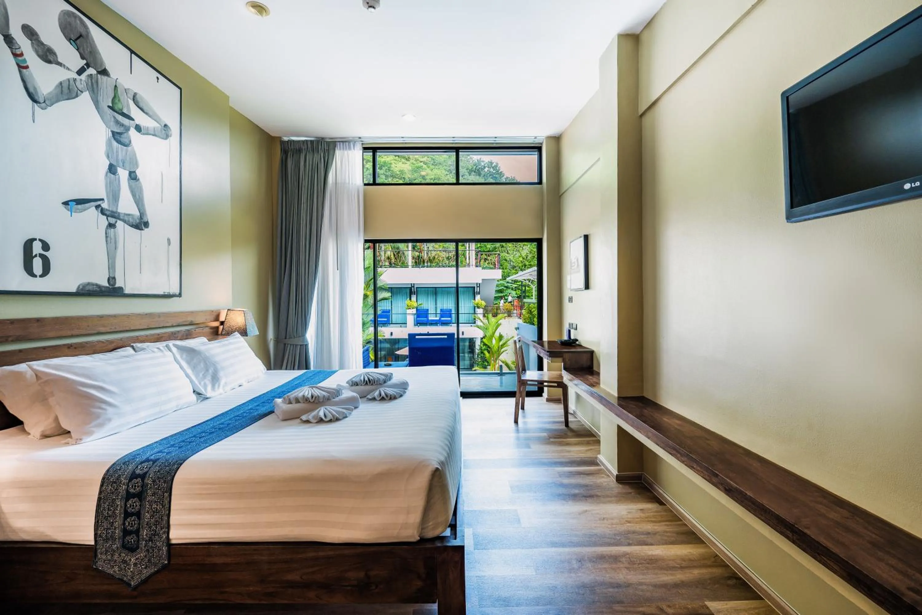 Bed in CC's Hideaway Kata - SHA Plus