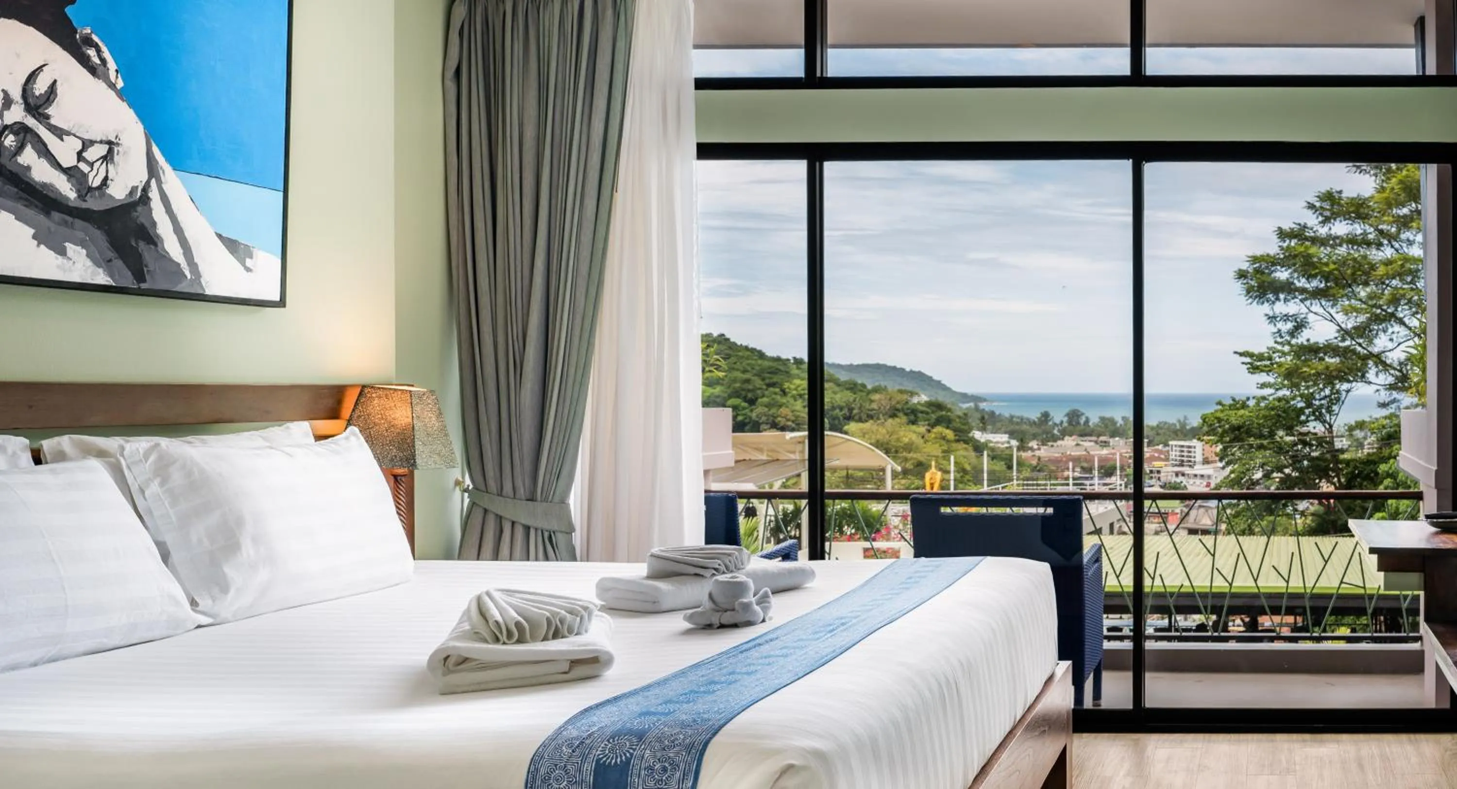 Sea view, Bed in CC's Hideaway Kata - SHA Plus