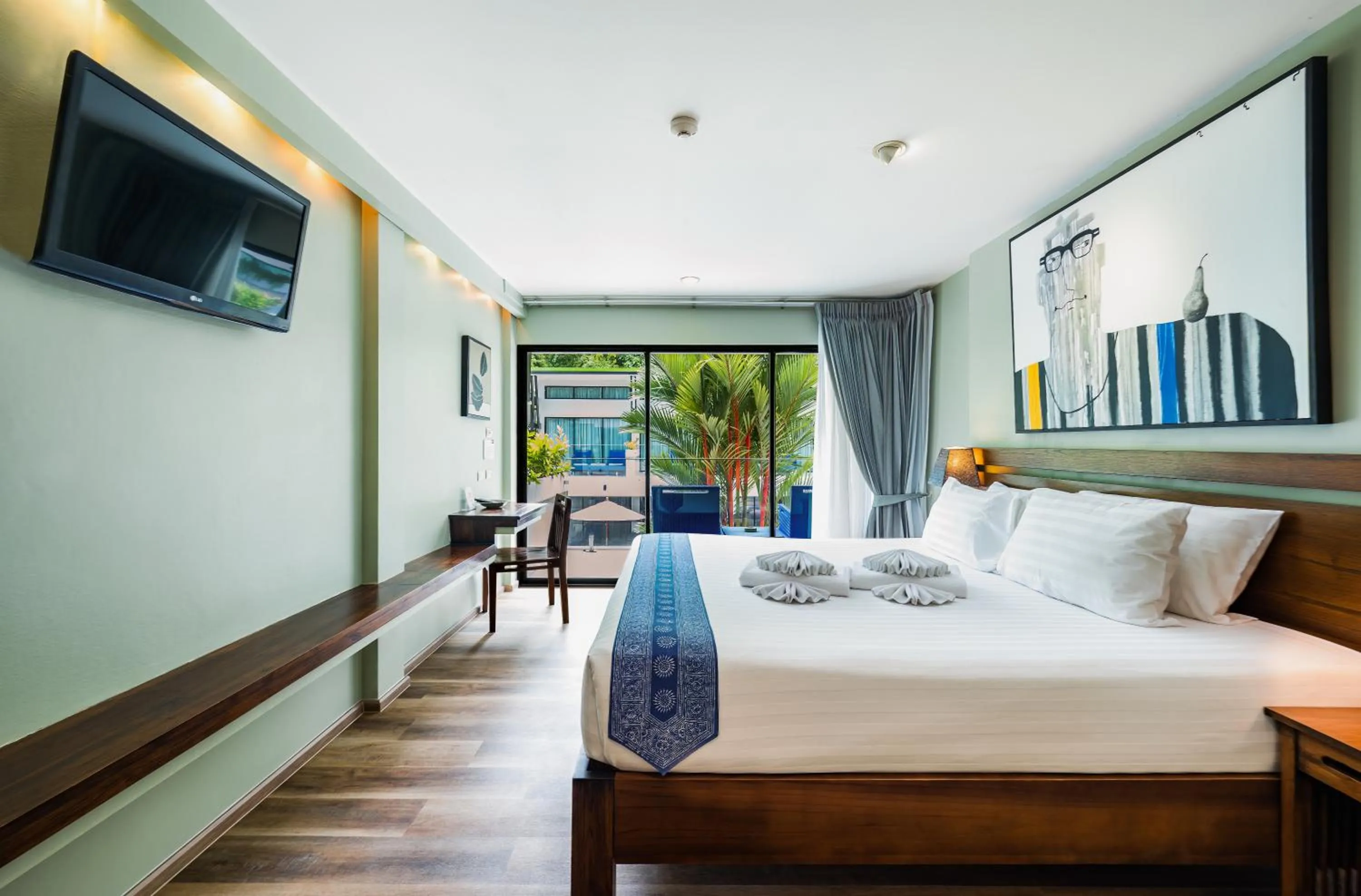 Bed in CC's Hideaway Kata - SHA Plus