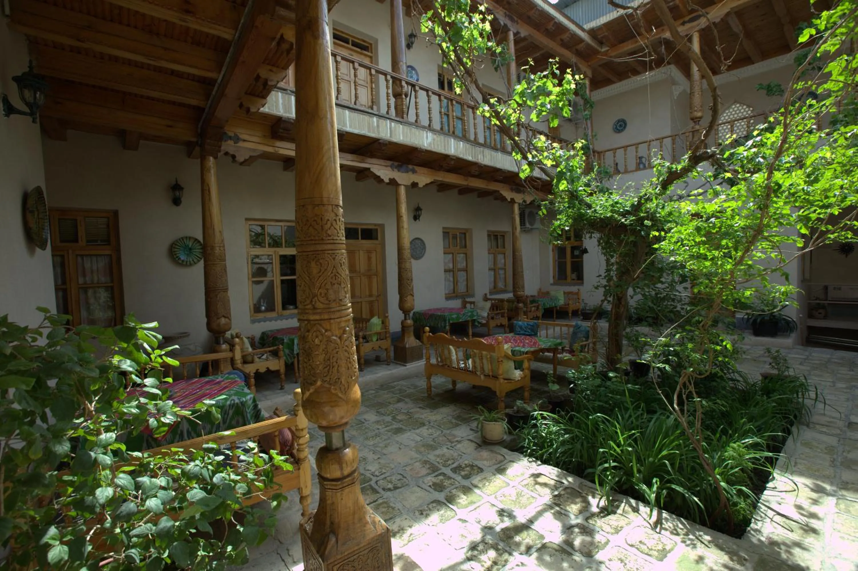 Patio in Salom Inn