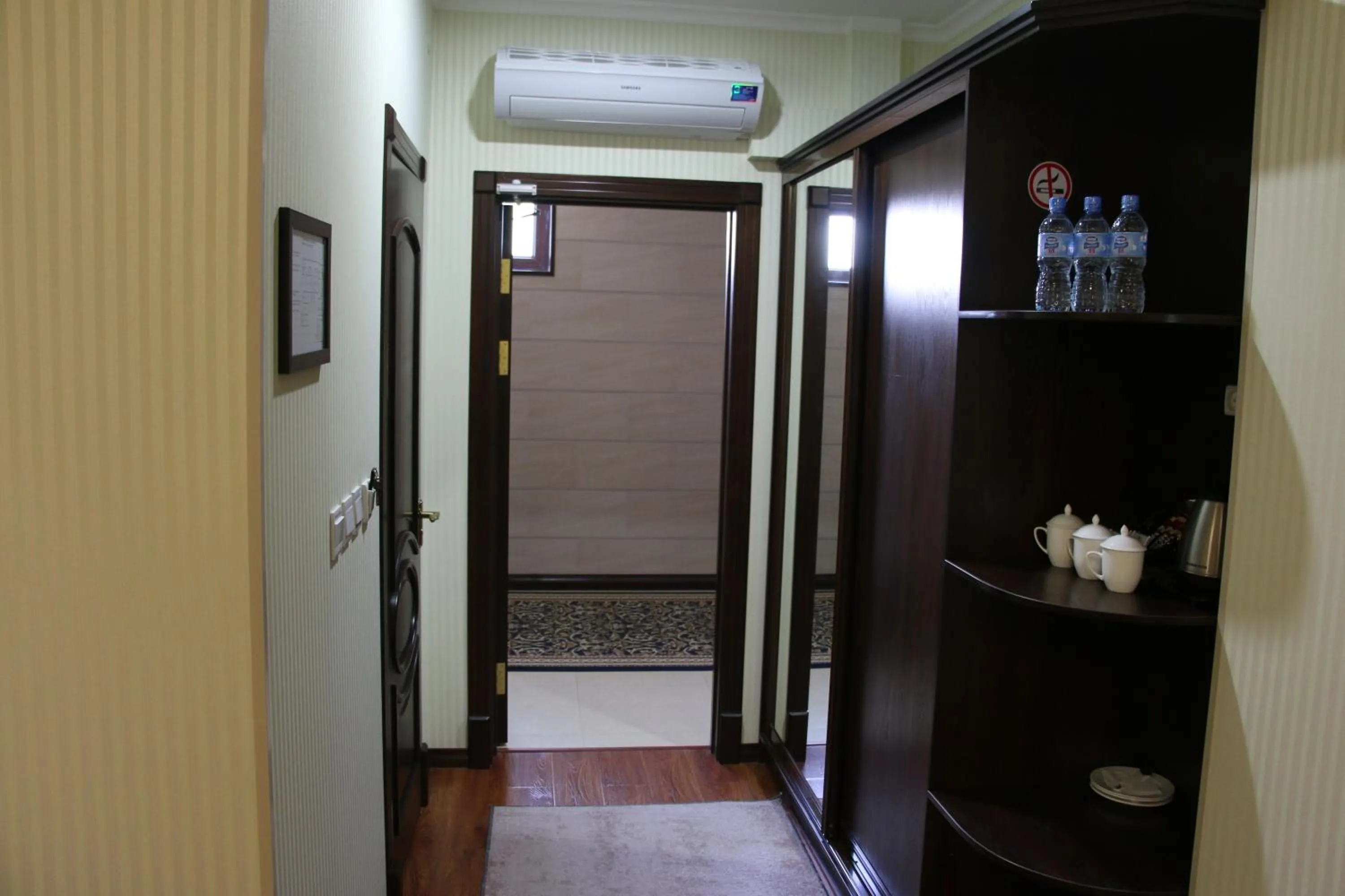 wardrobe in Zargaron Plaza