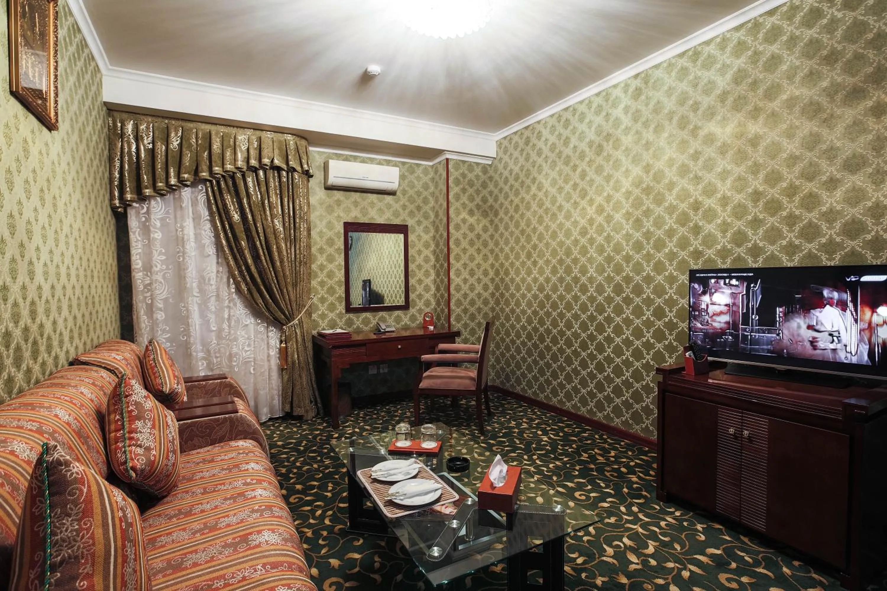 Seating area in Zargaron Plaza