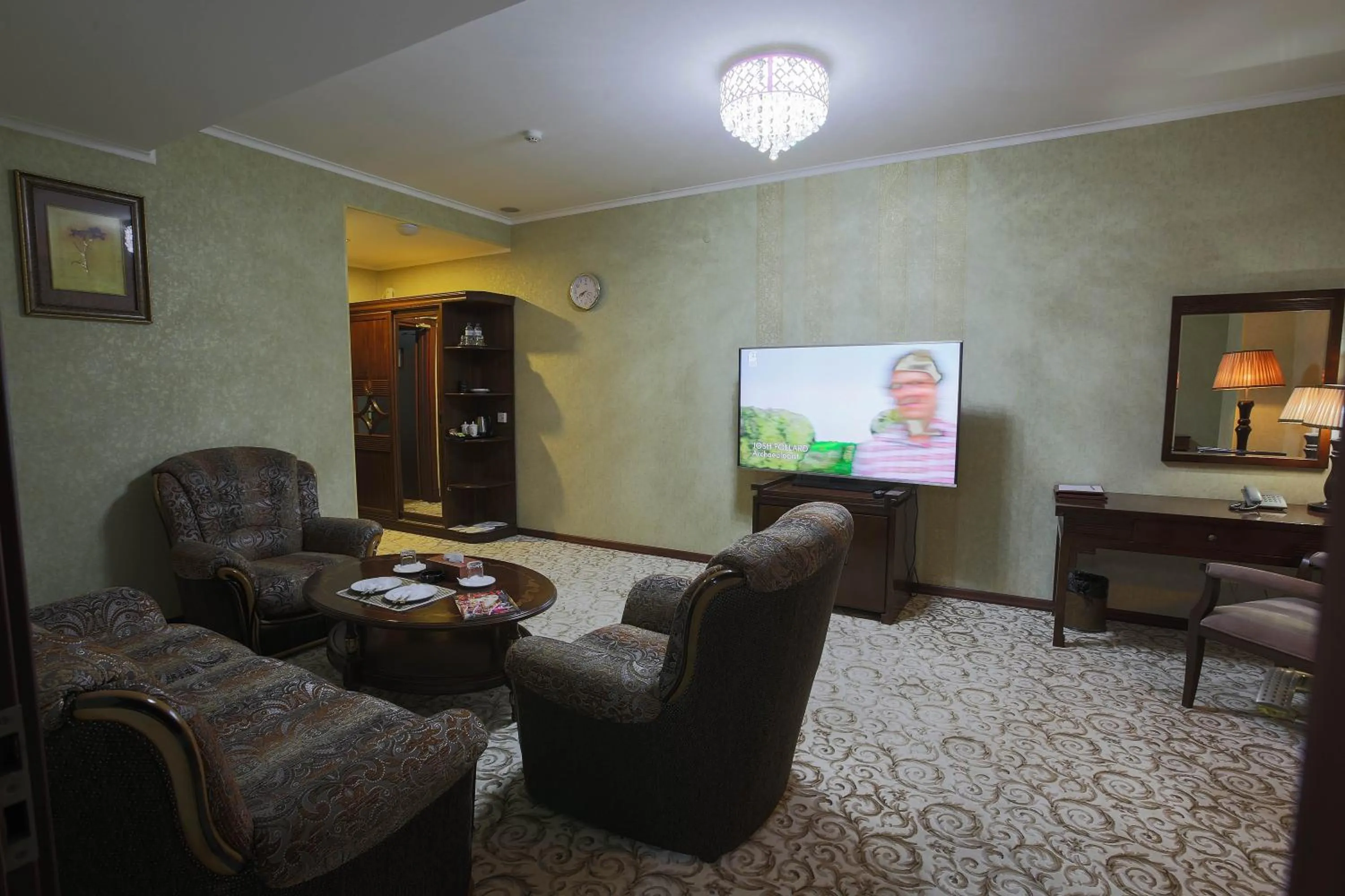 Seating area in Zargaron Plaza