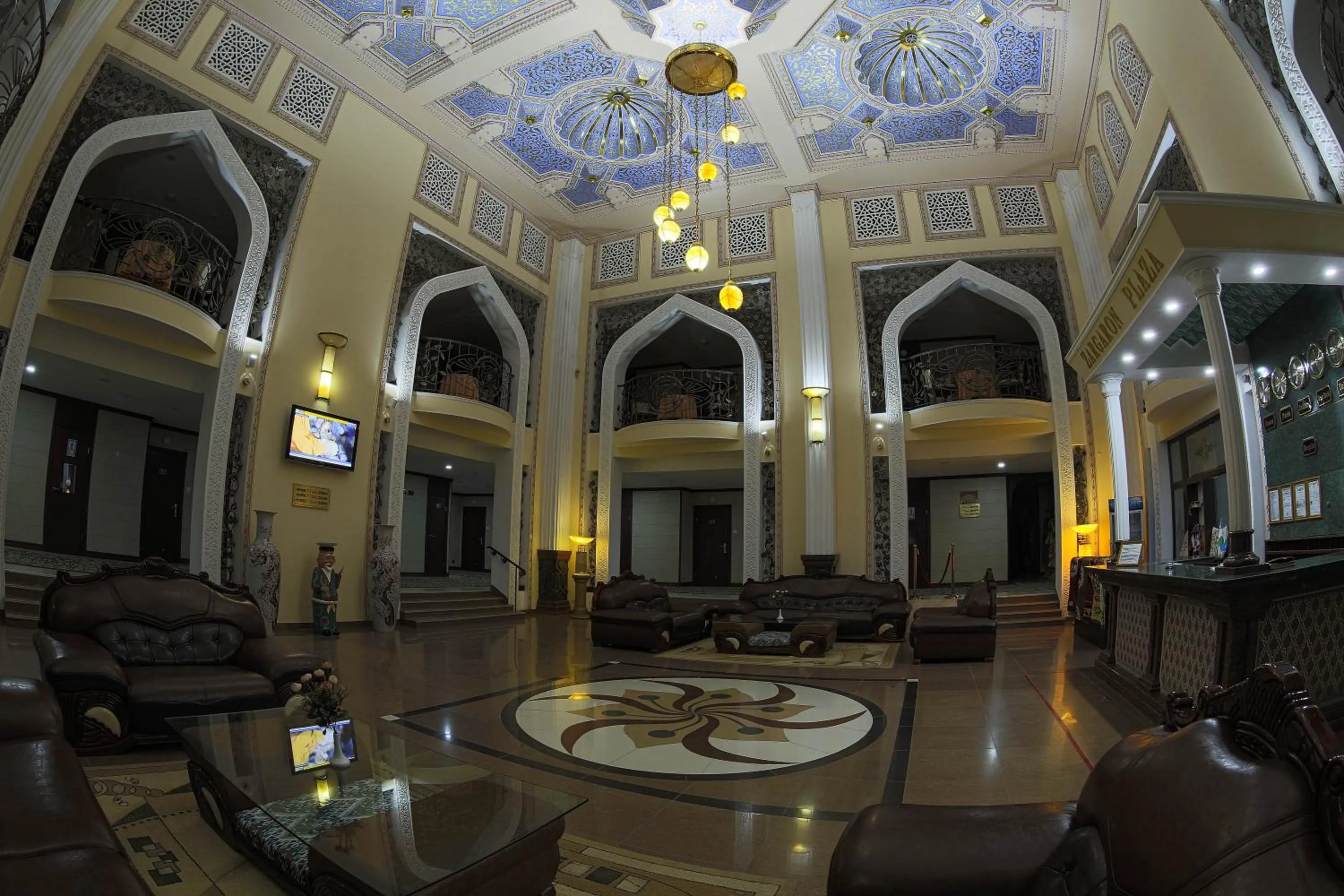 Lobby or reception in Zargaron Plaza