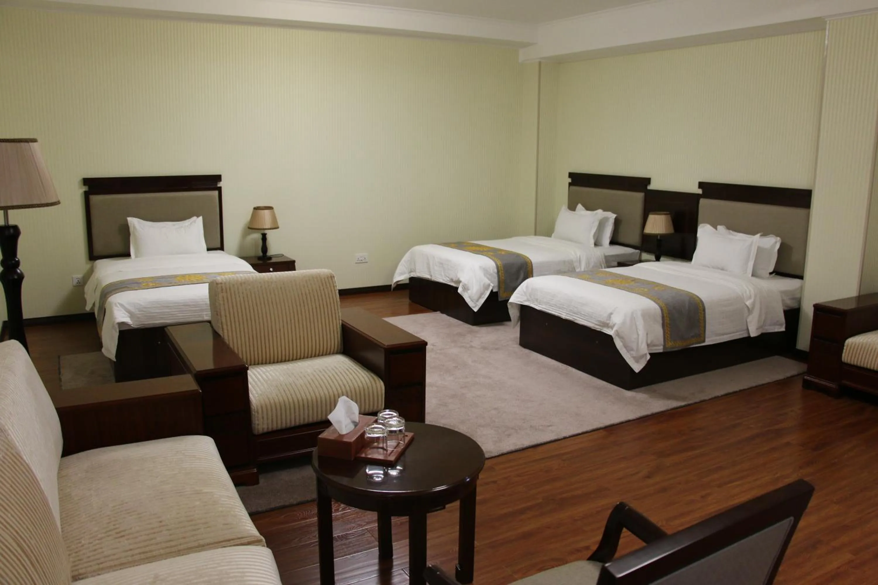 Bedroom in Zargaron Plaza