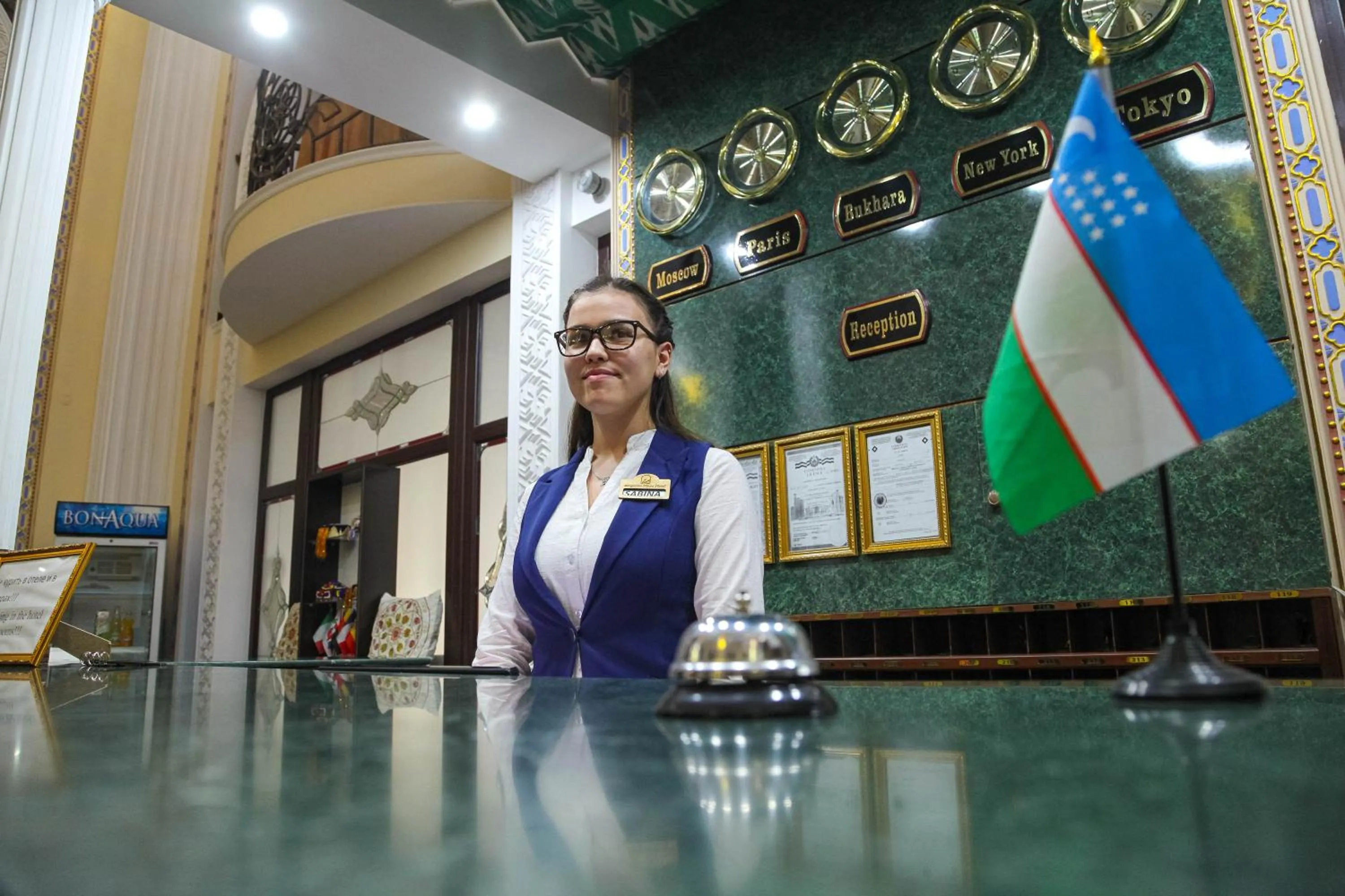 Lobby or reception in Zargaron Plaza