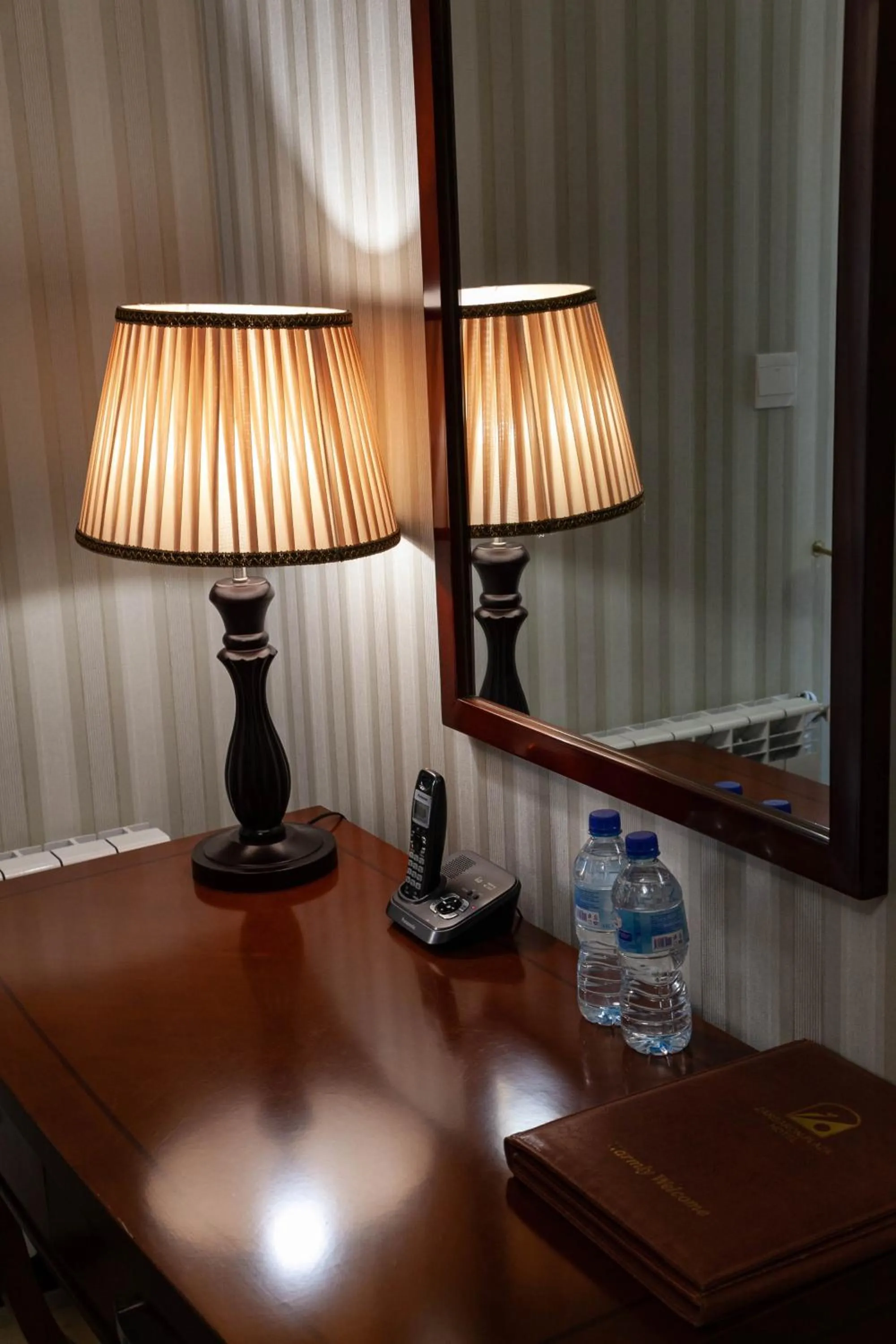 hair dresser in Zargaron Plaza