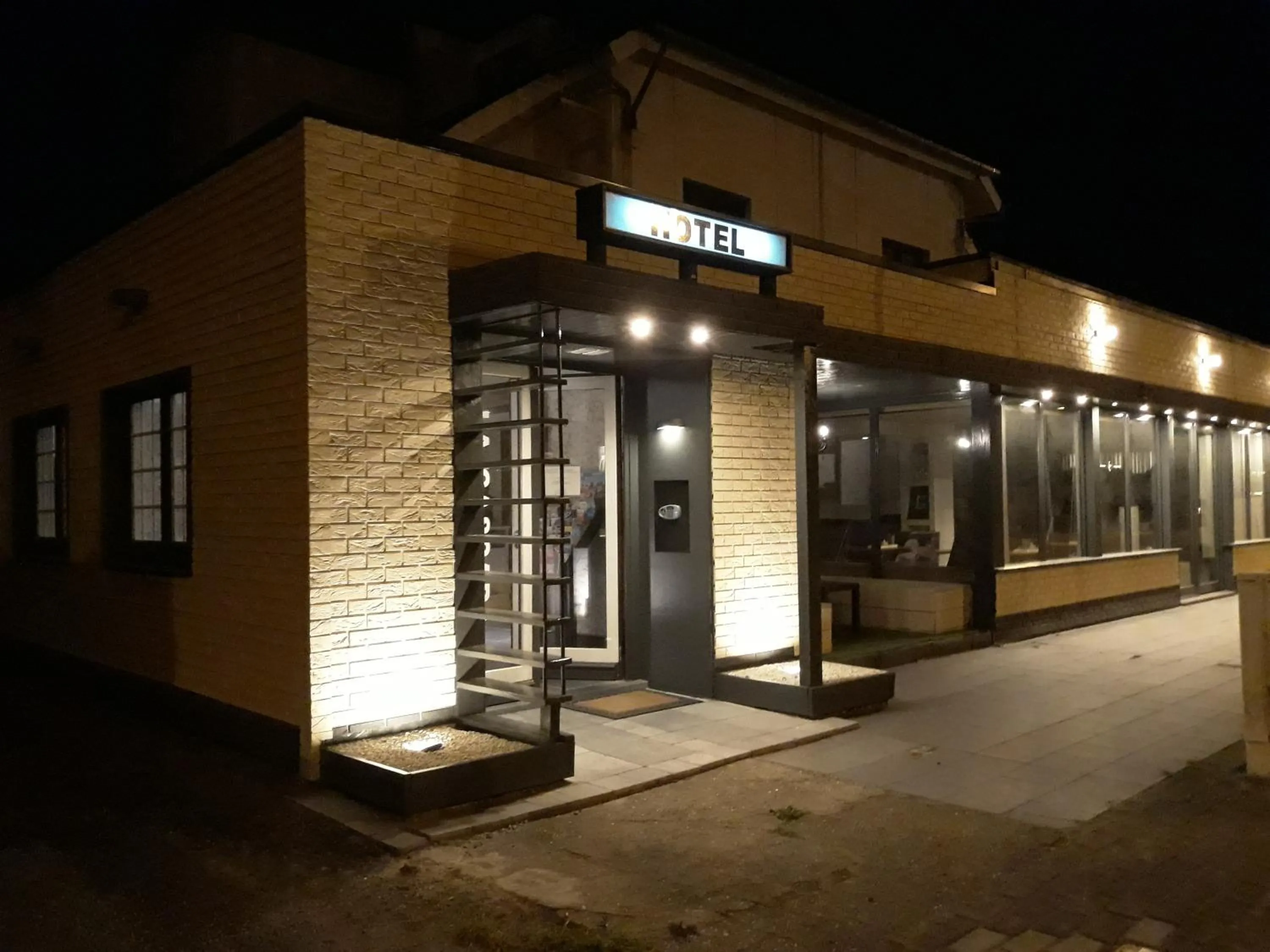 Property building in Hotel La Cascada