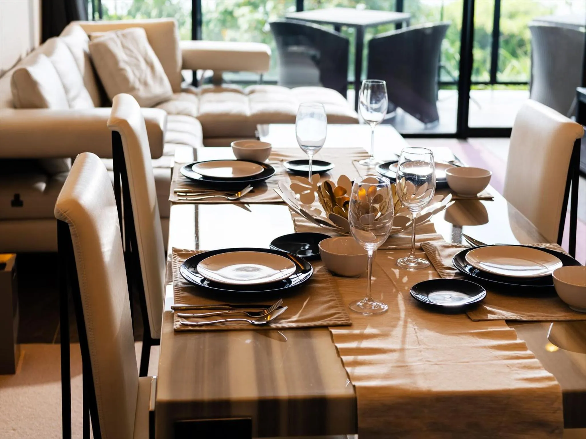 Dining area in Condominium NOOSA