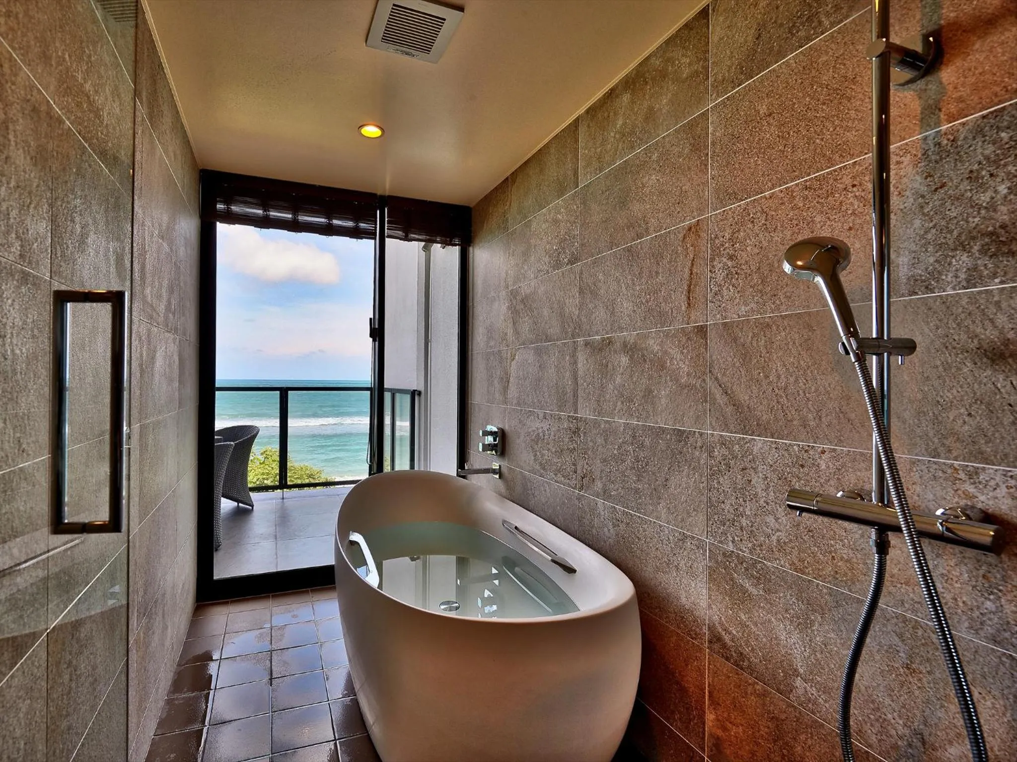 Shower in Condominium NOOSA