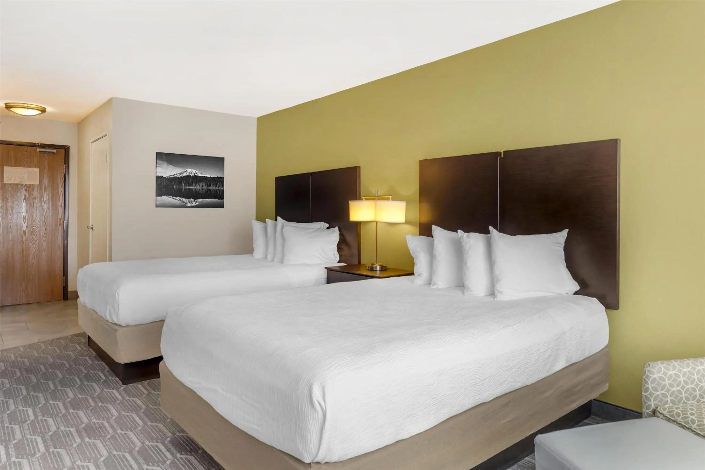Bedroom, Bed in Best Western Plus Wenatchee Downtown Hotel
