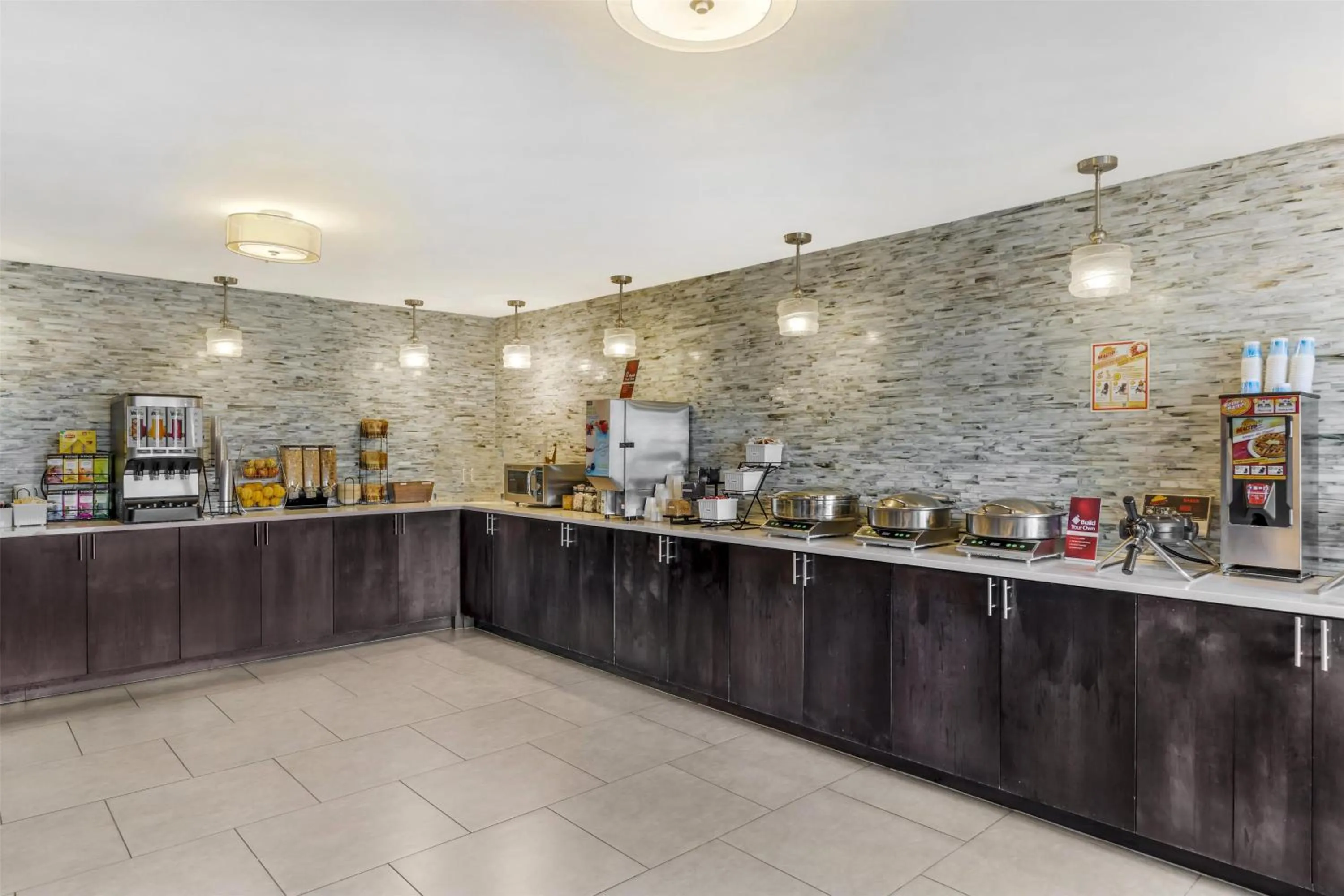 Breakfast in Best Western Plus Wenatchee Downtown Hotel