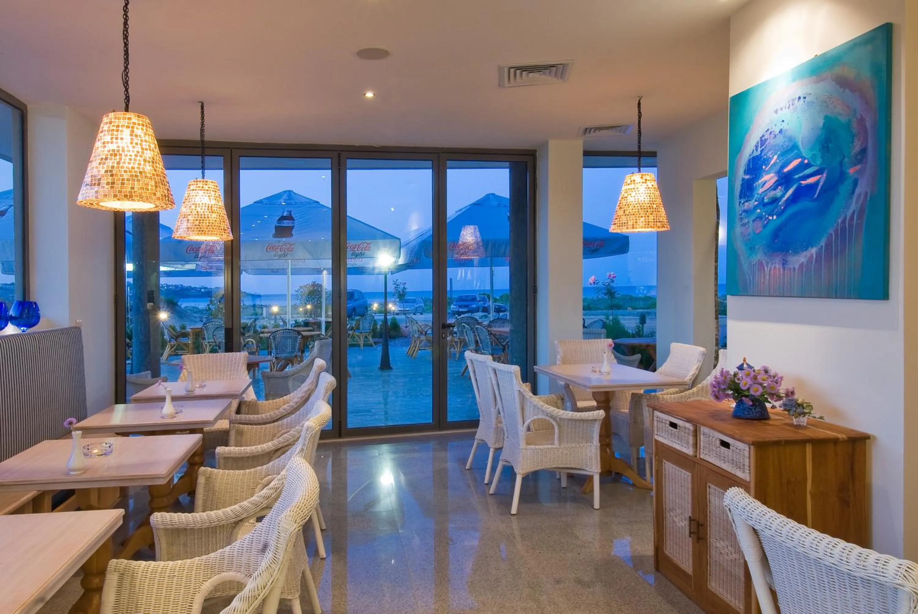 Restaurant/places to eat in South Pearl