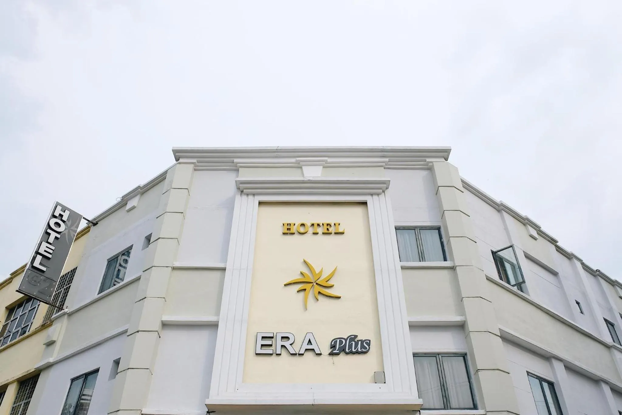 Property logo or sign in Era Plus Hotel