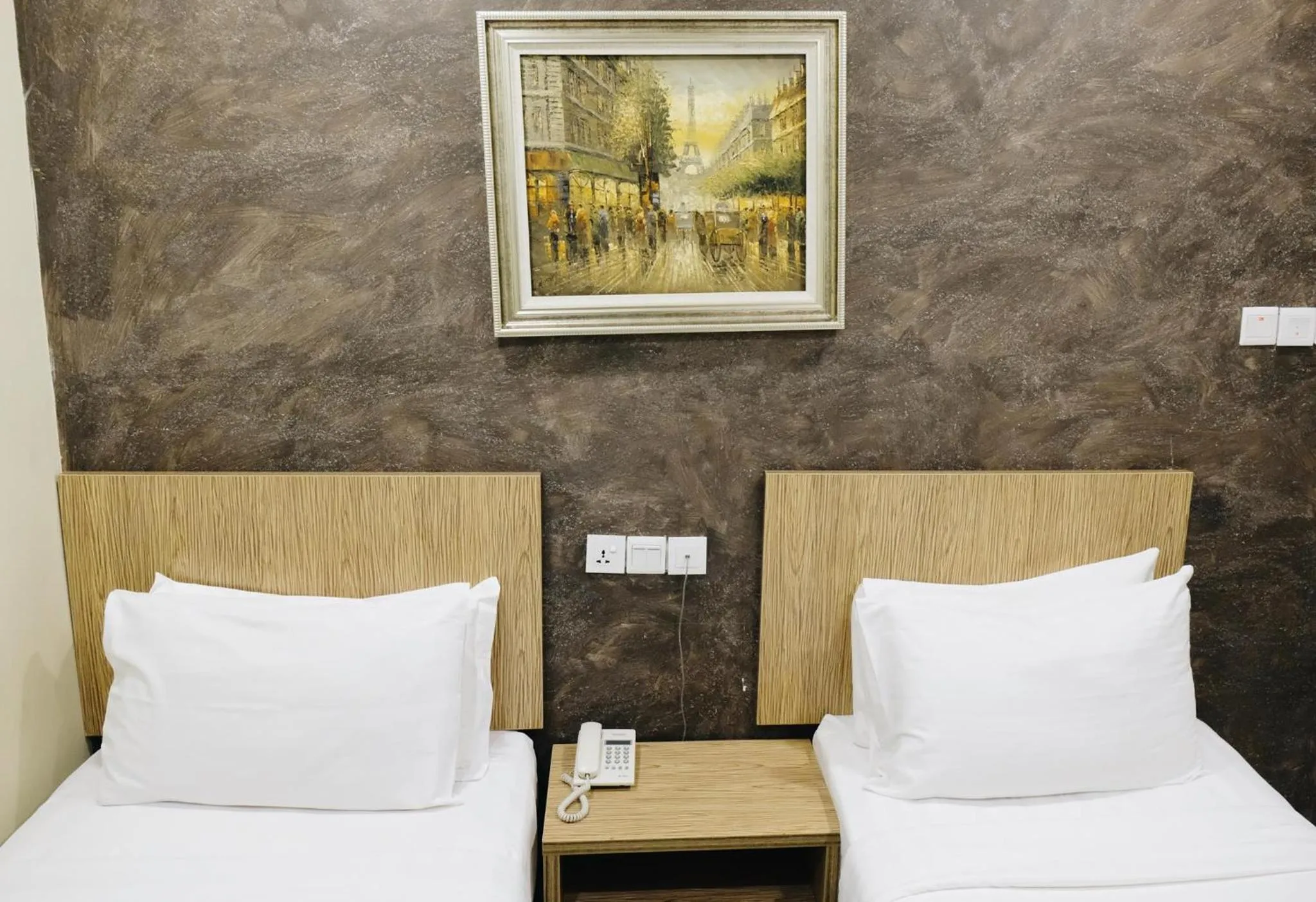 Bed in Era Plus Hotel