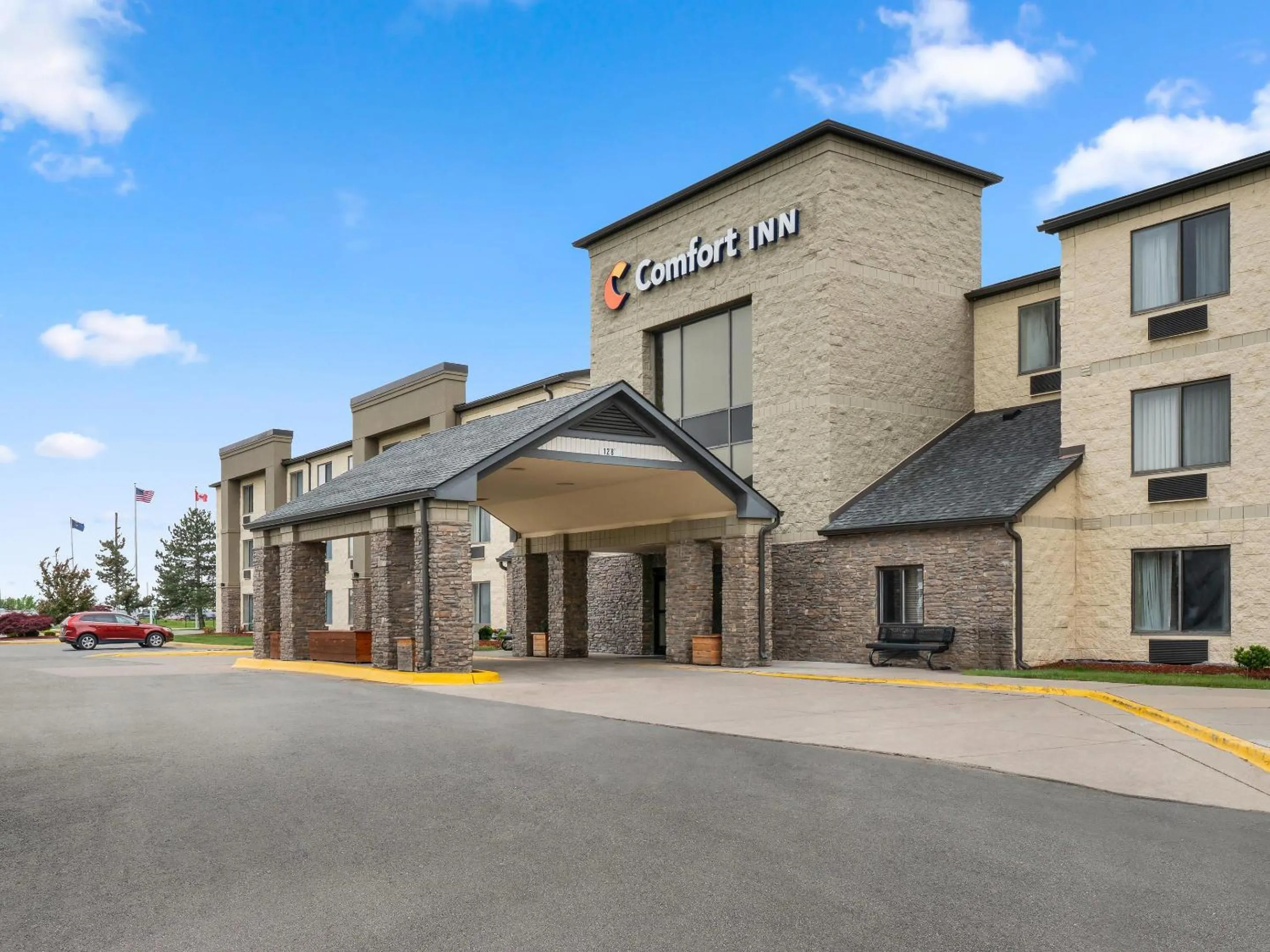 Property building in Comfort Inn Metro Airport