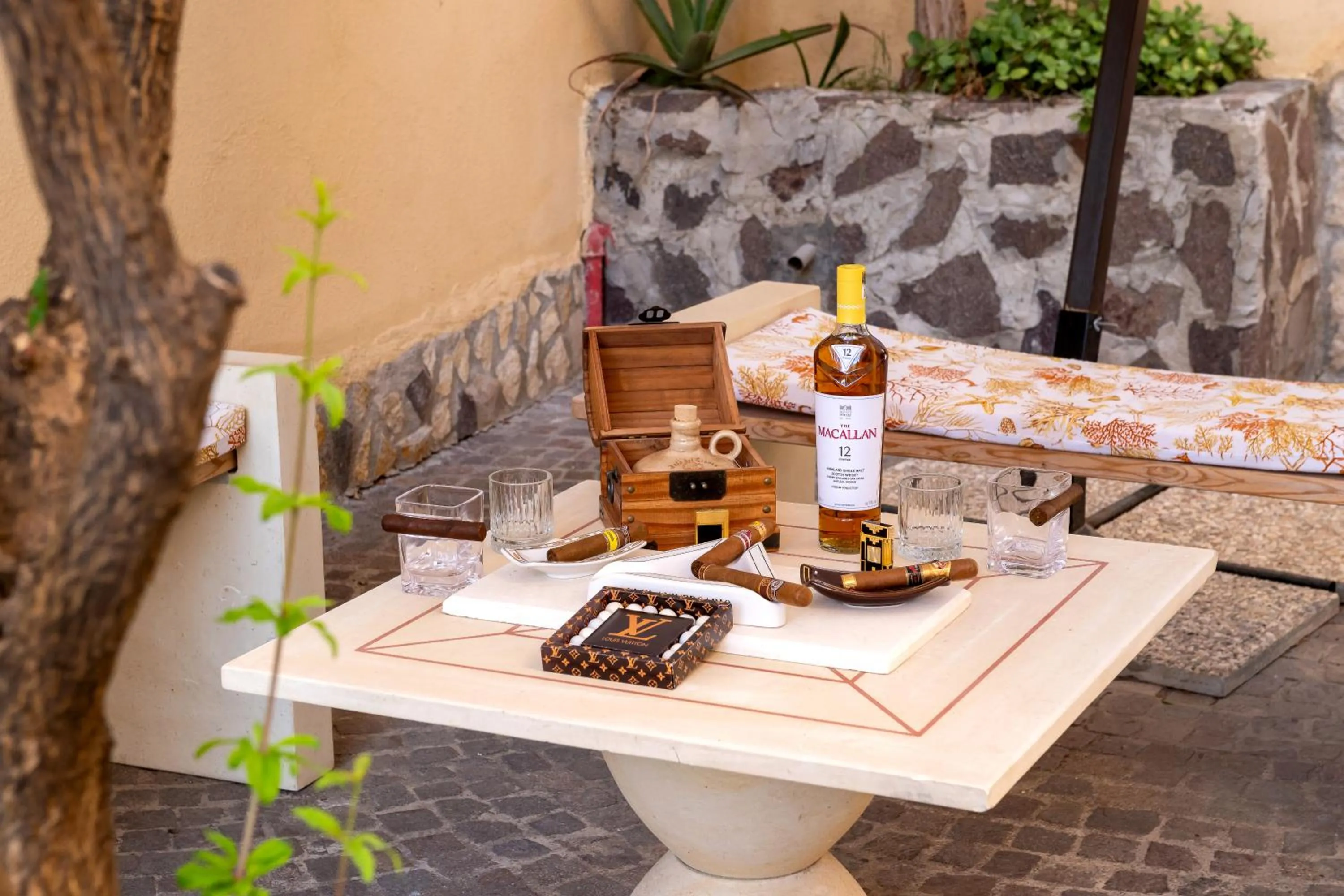 Hotel De La Ville Relais