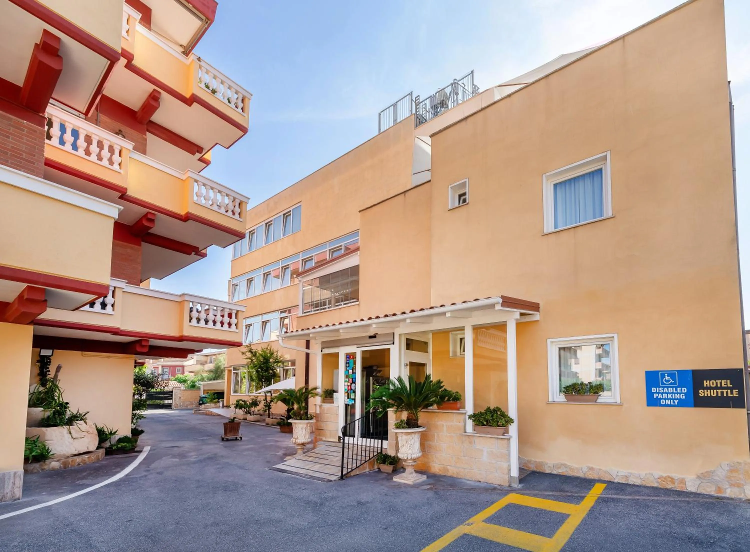 Hotel De La Ville Relais