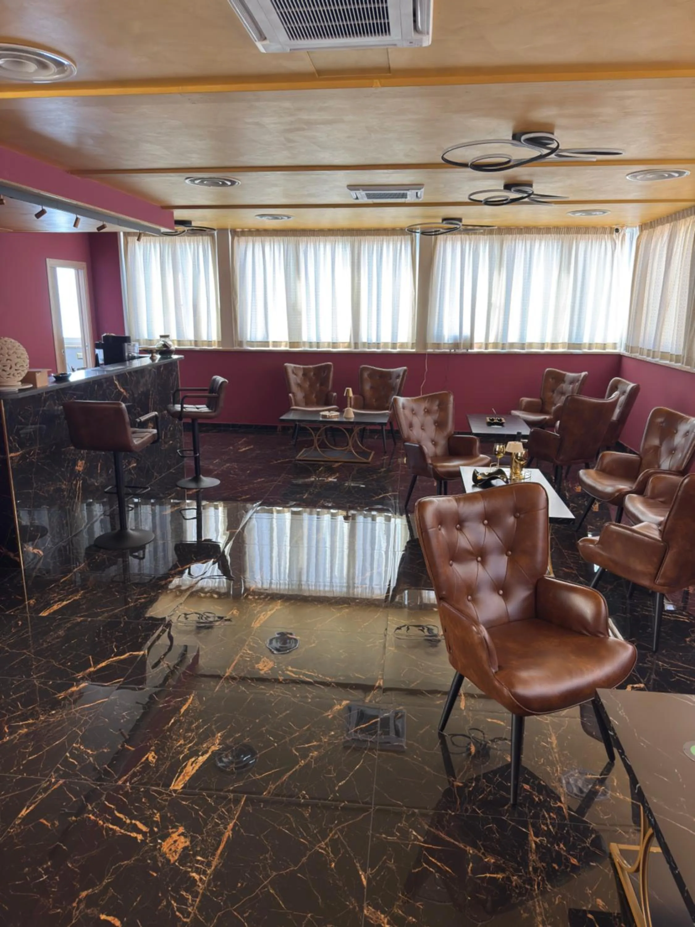 Hotel De La Ville Relais