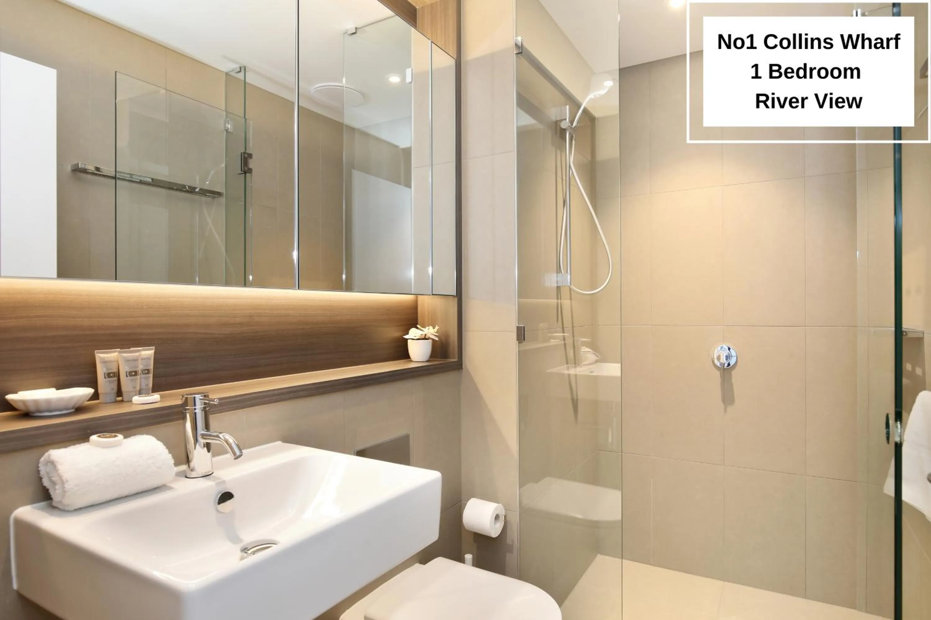 Bathroom in Orange Stay at Collins Wharf