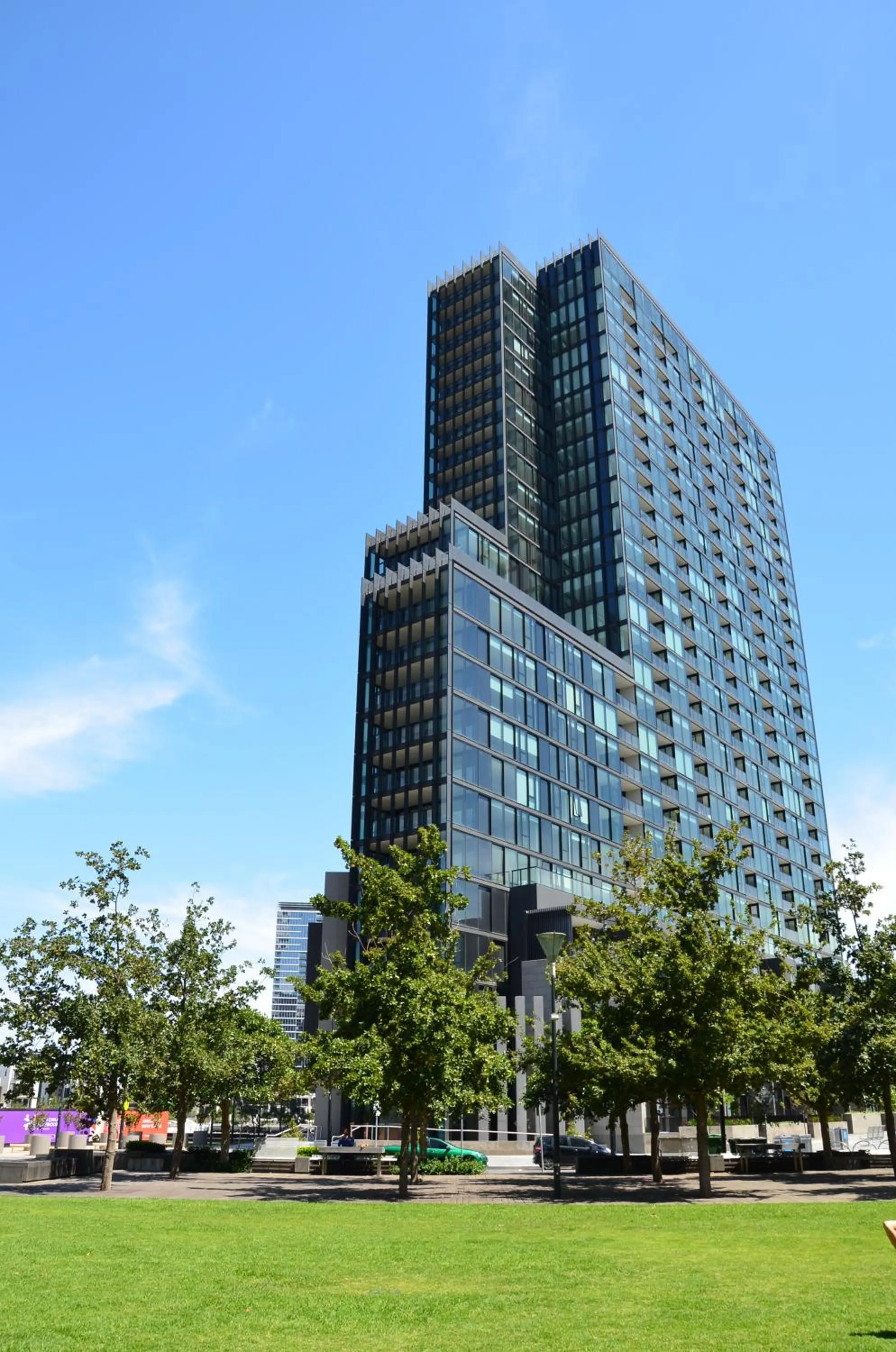 Facade/entrance in Orange Stay at Collins Wharf