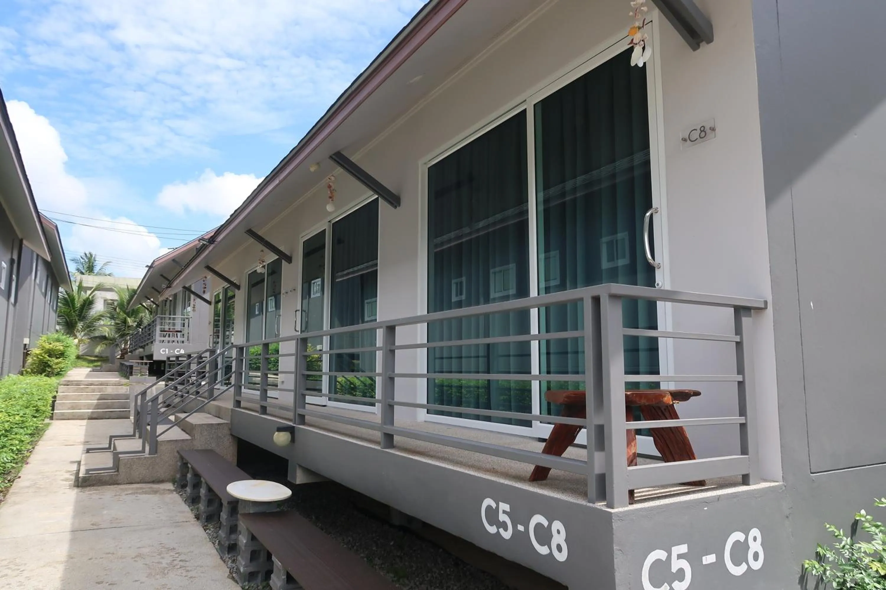 Photo of the whole room in Be Leaf Resort SHA