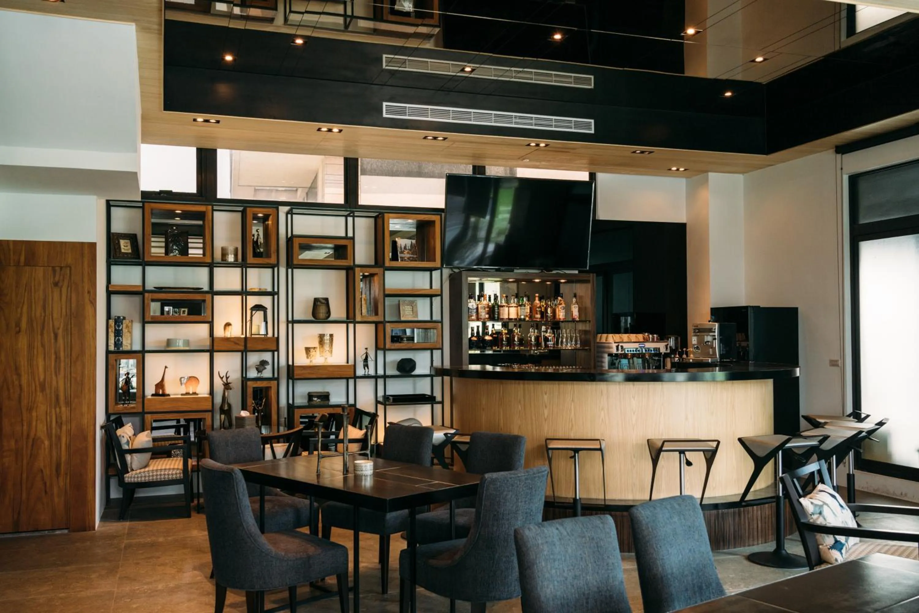 Restaurant/places to eat in Tsang Kuo Resort