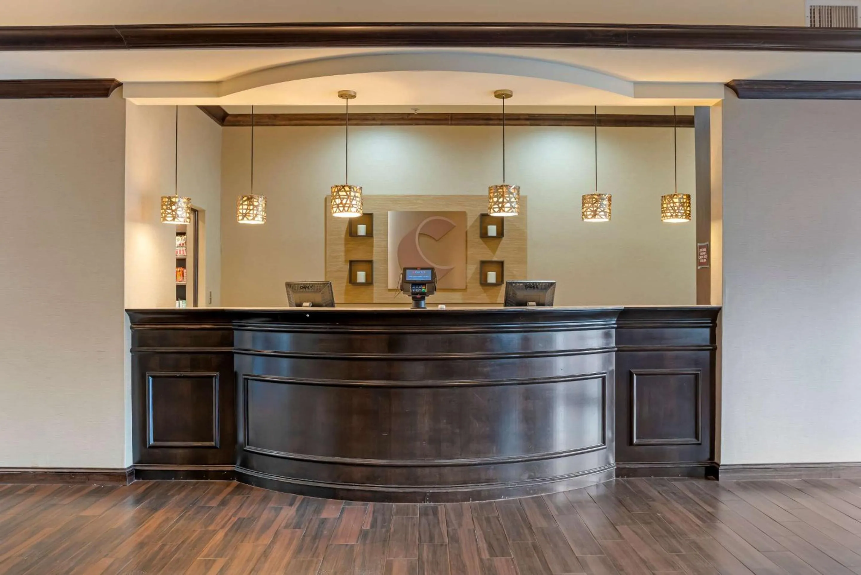 Lobby or reception in Comfort Suites Alexandria North