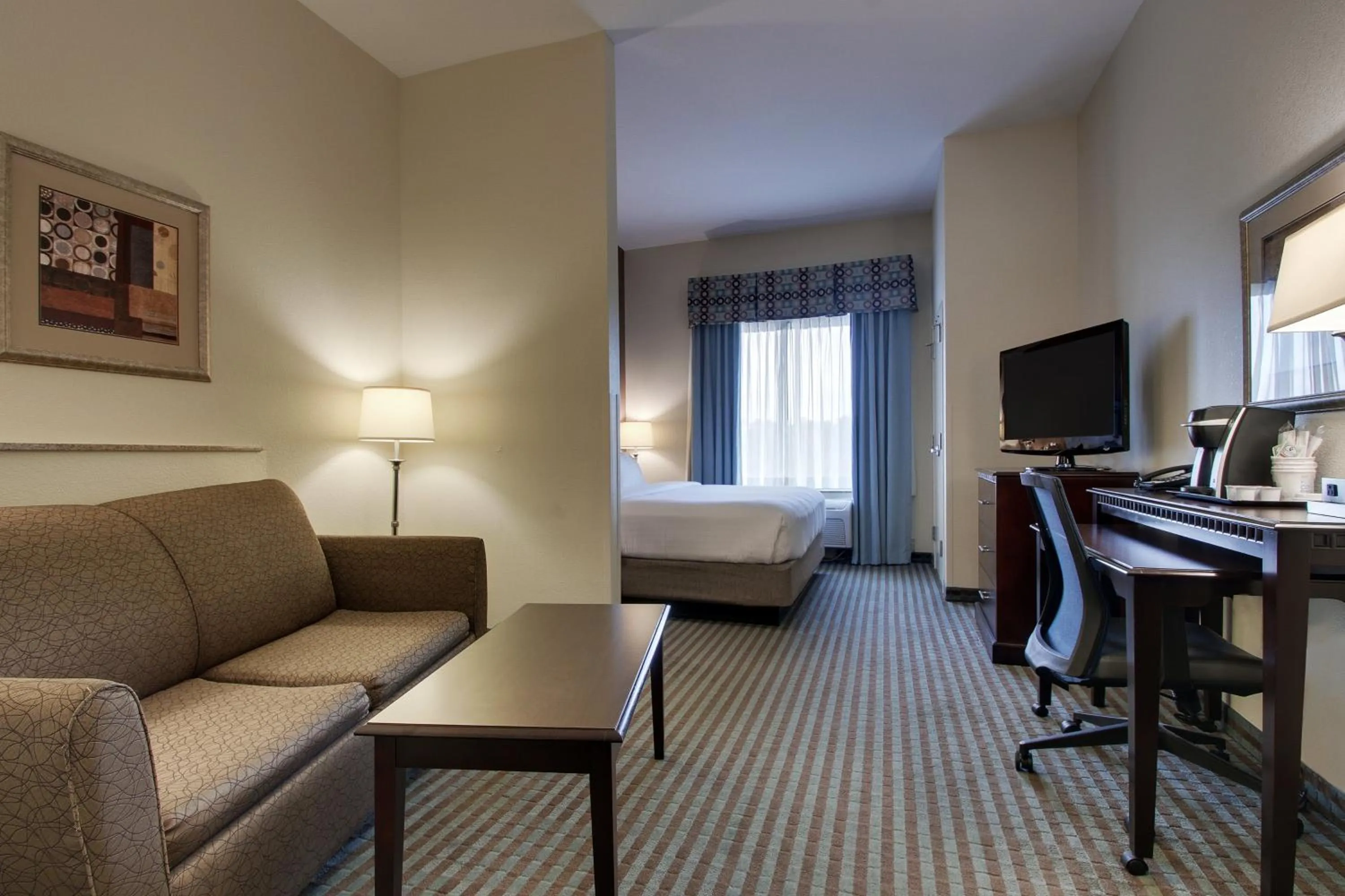 Photo of the whole room in Holiday Inn Express Leland - Wilmington Area by IHG