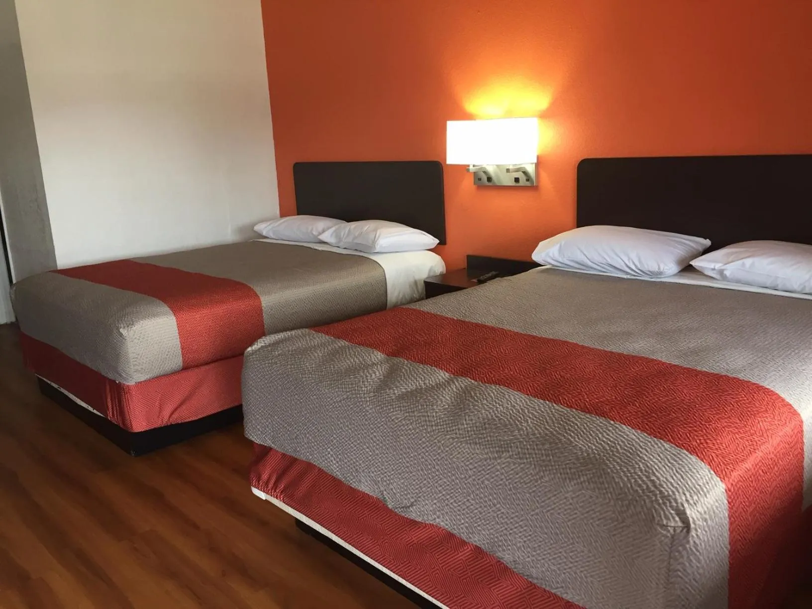 Bedroom, Bed in Motel 6-Waco, TX