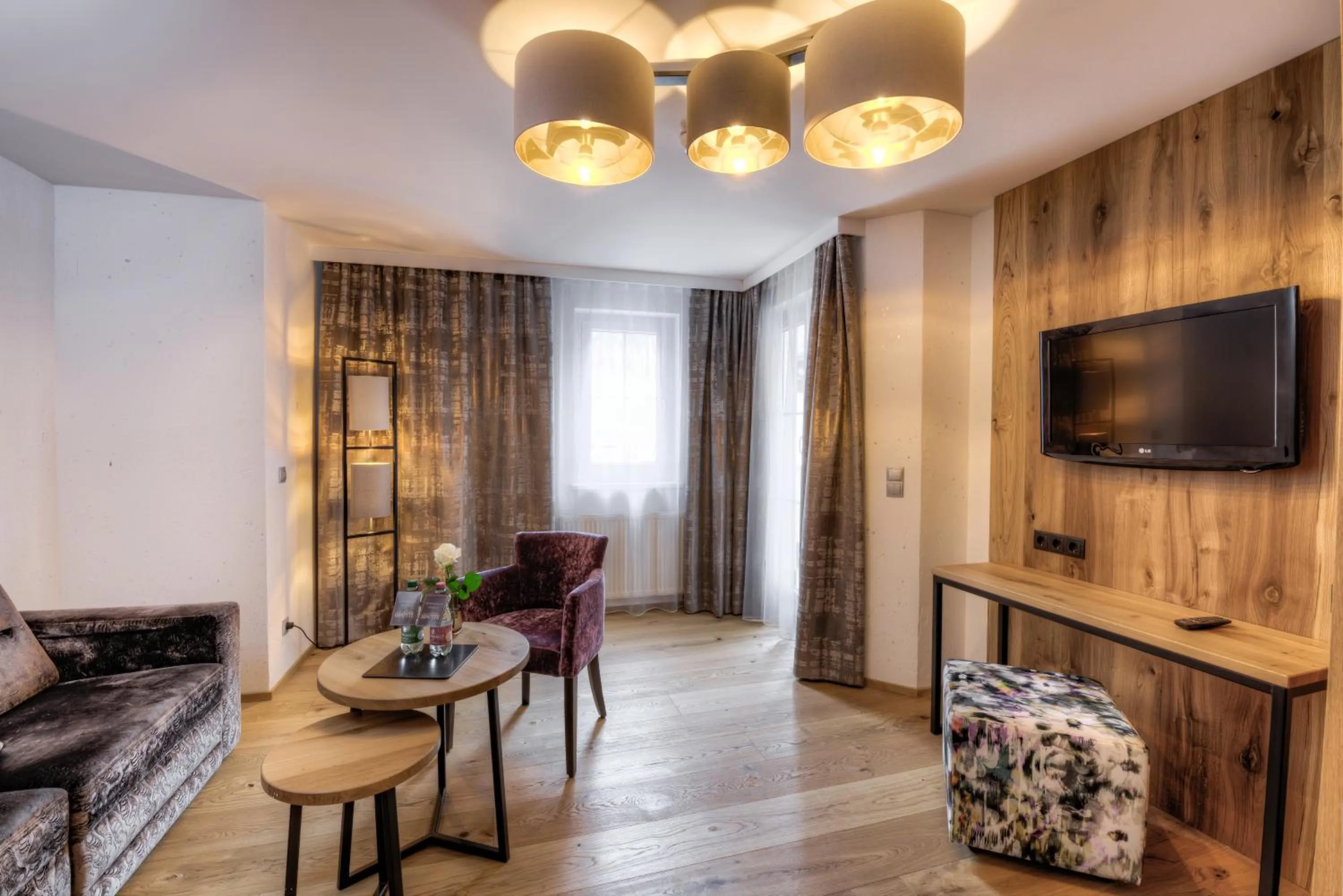 TV and multimedia in Hotel Brigitte