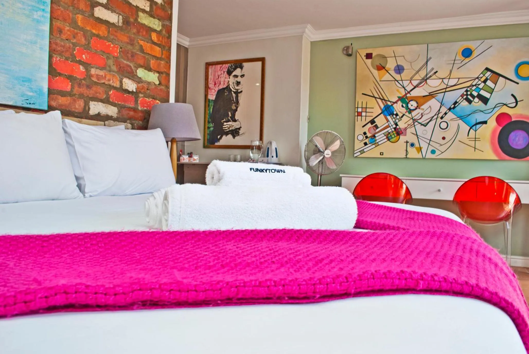 Bedroom, Bed in Funky Town